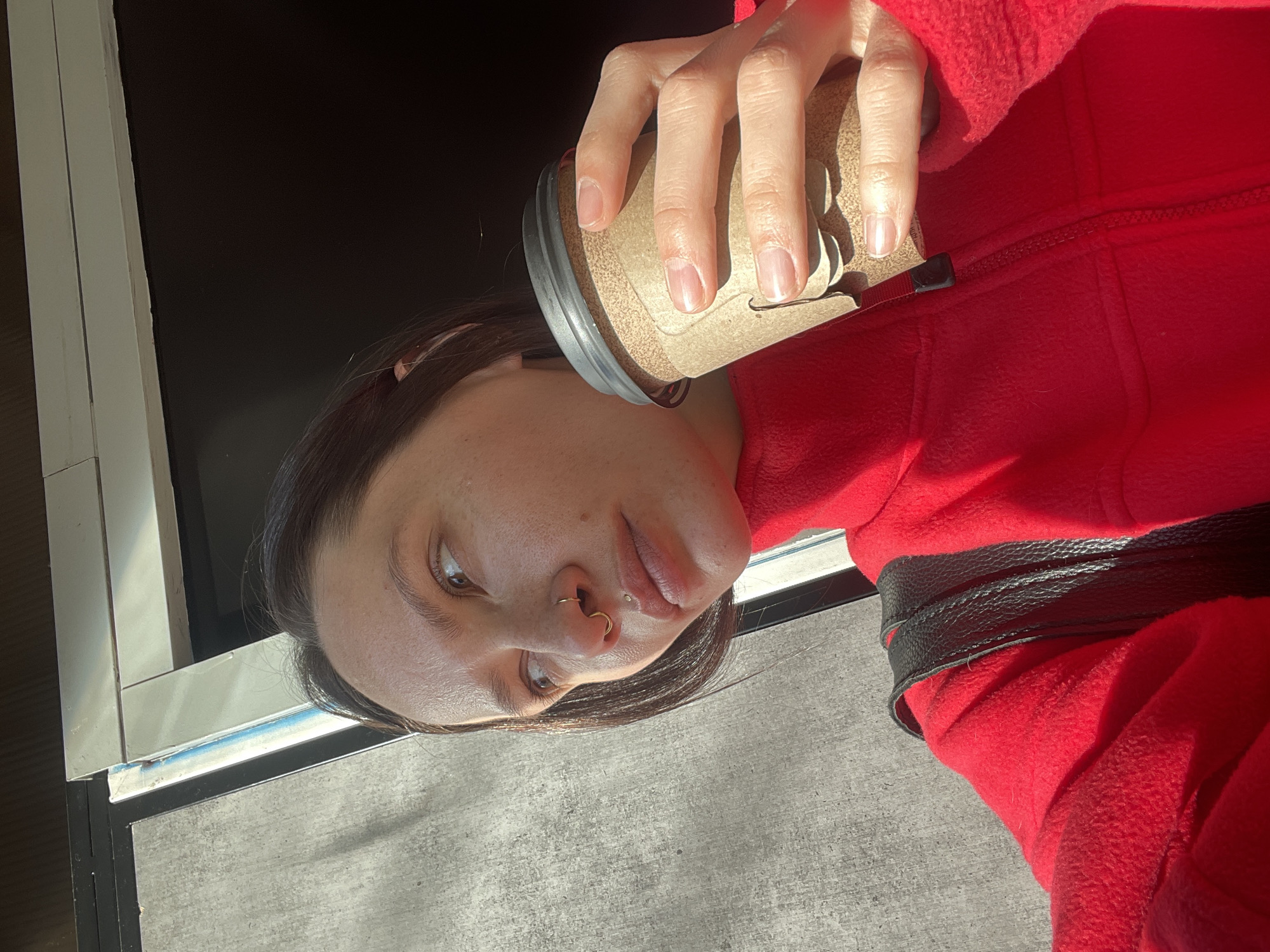 Morning scenes captured in Izhevsk: beverage break and deli display