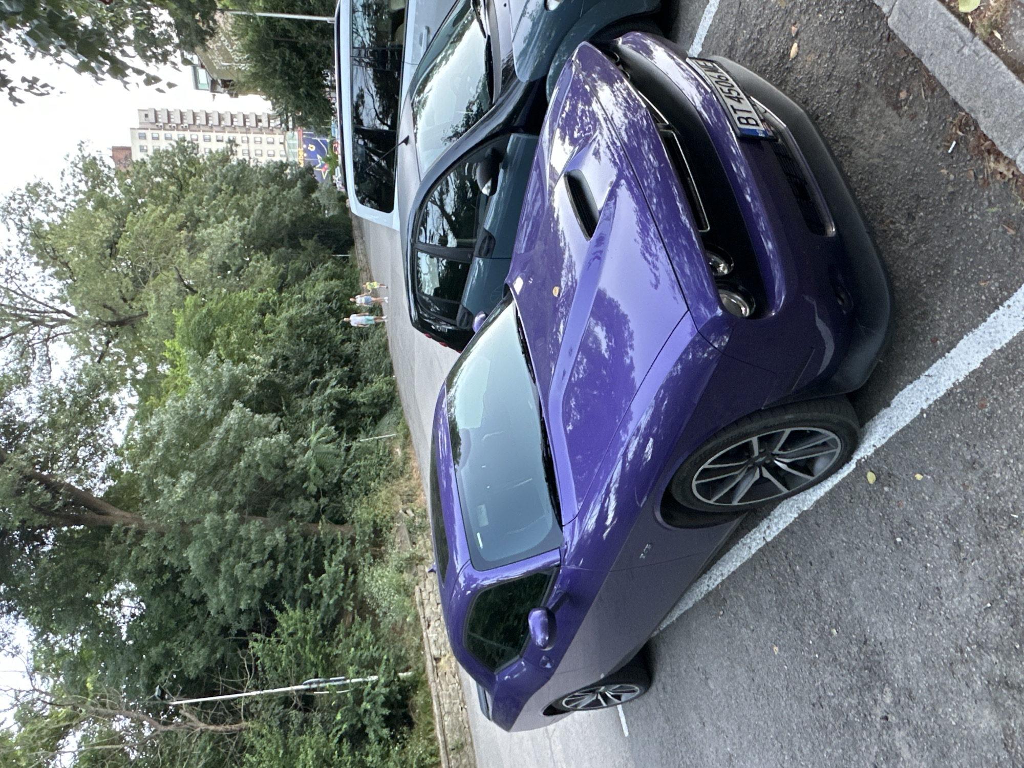 Noteworthy cars parked around a Veliko Tarnovo lot