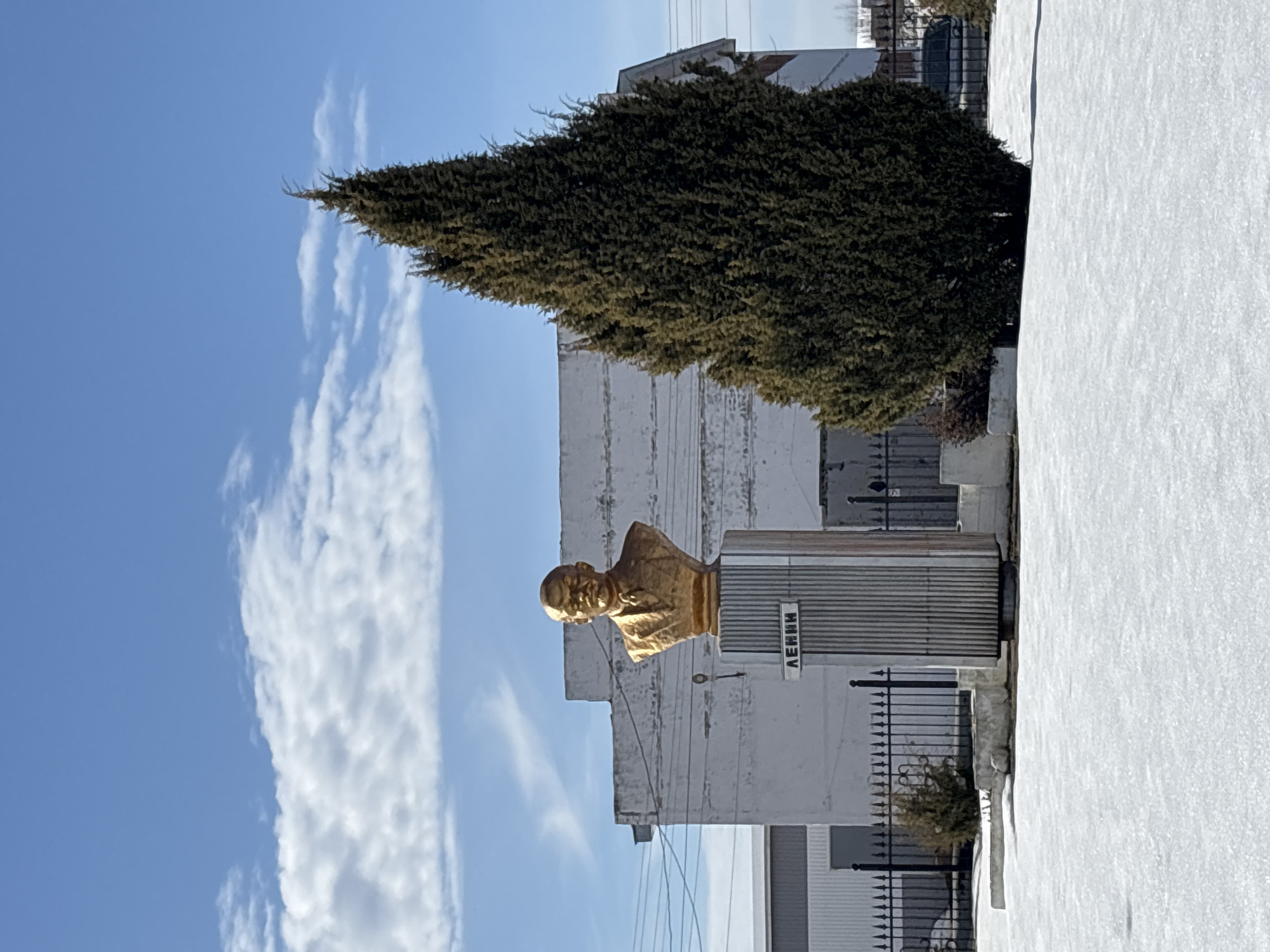 Event preparations documented across Foki, Russia venues and monuments
