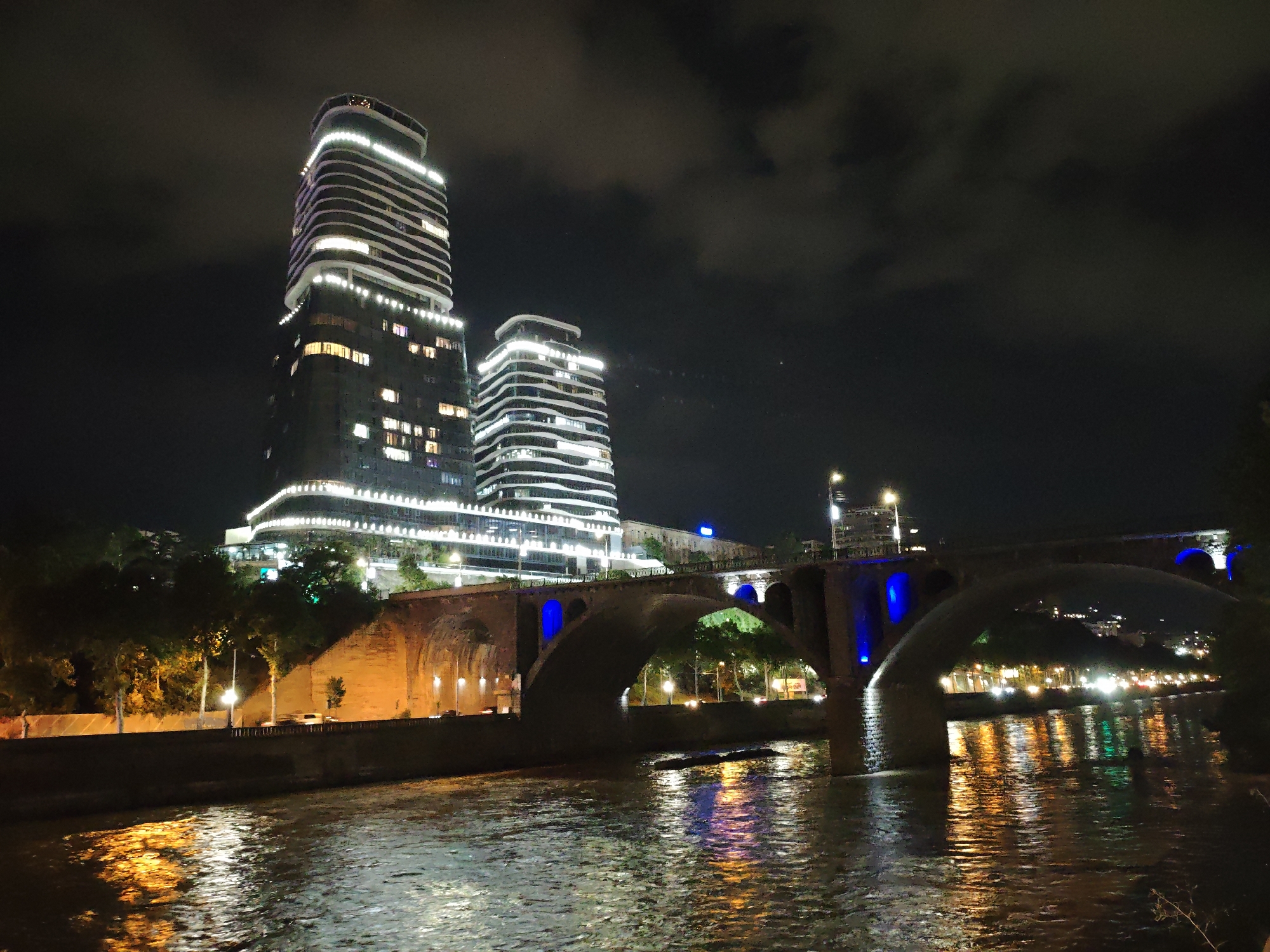 Tbilisi riverfront at night, from old bridges to the Bridge of Peace