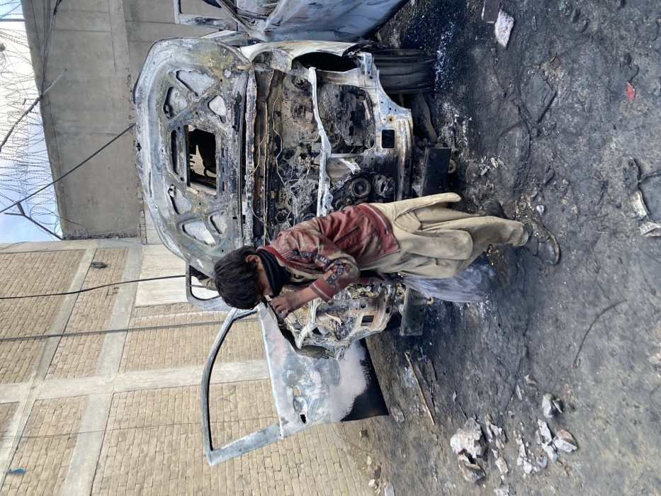 Fire aftermath documented across Quetta, multiple vehicles and buildings damaged