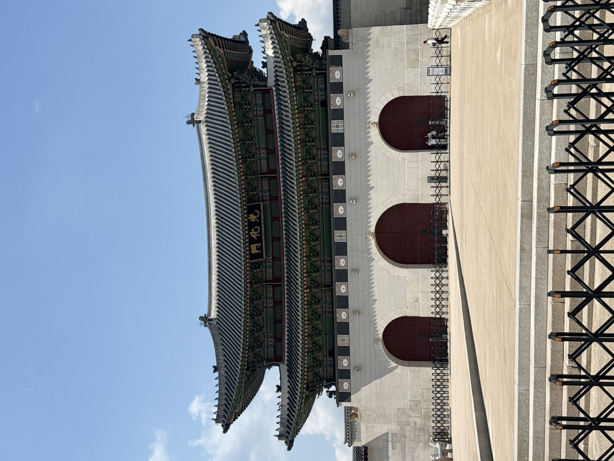 Gwanghwamun Gate at Gyeongbokgung Palace documented in Seoul