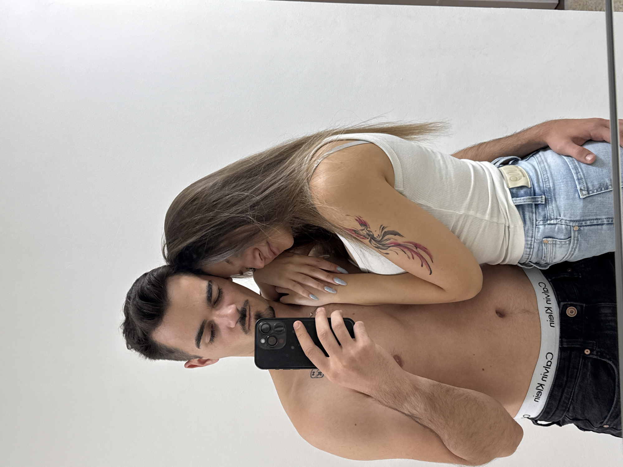 Couple captures intimate mirror selfies in Sofia apartment