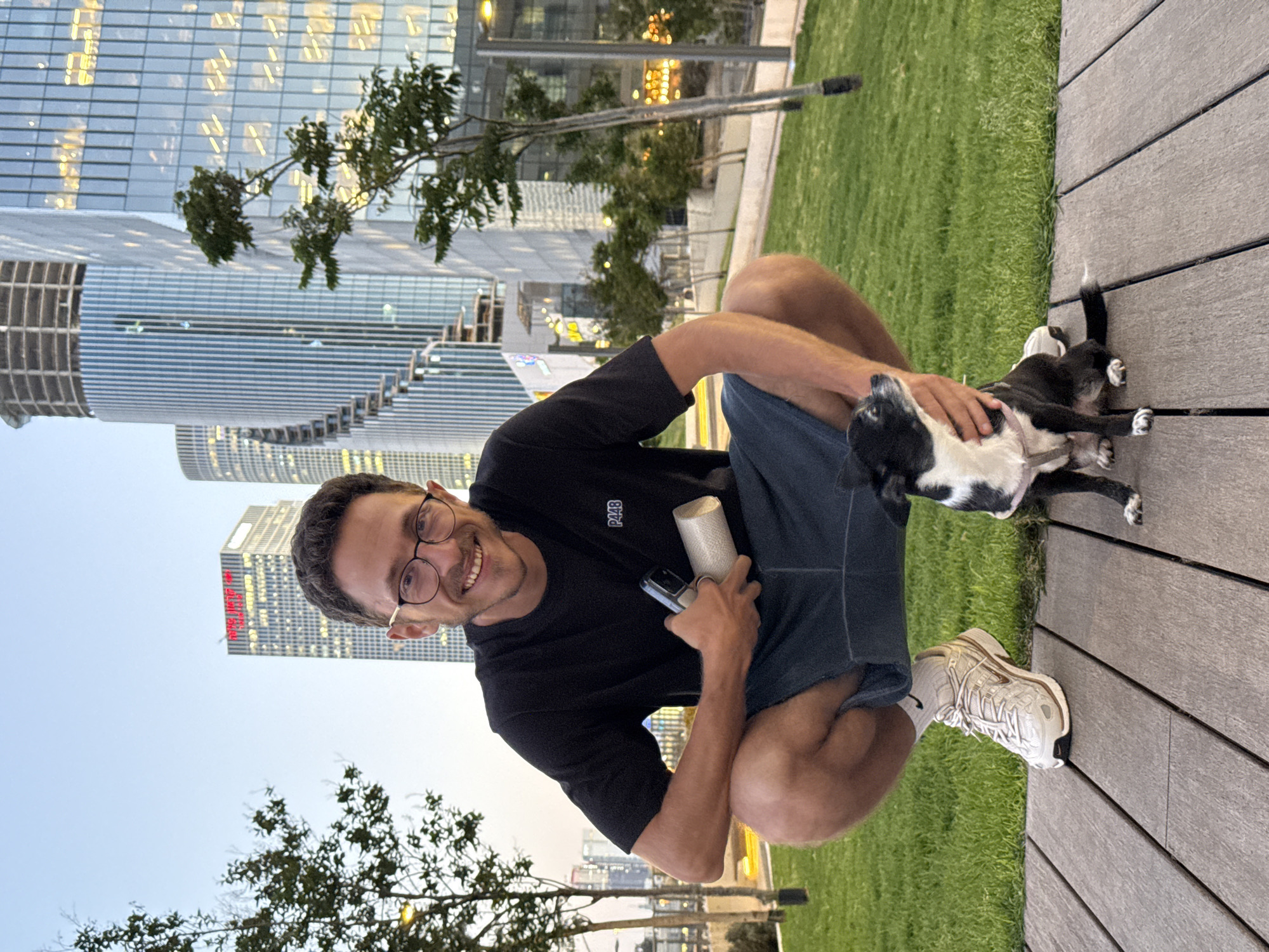 Tel Aviv residents document dog encounter, skyline views, dinner
