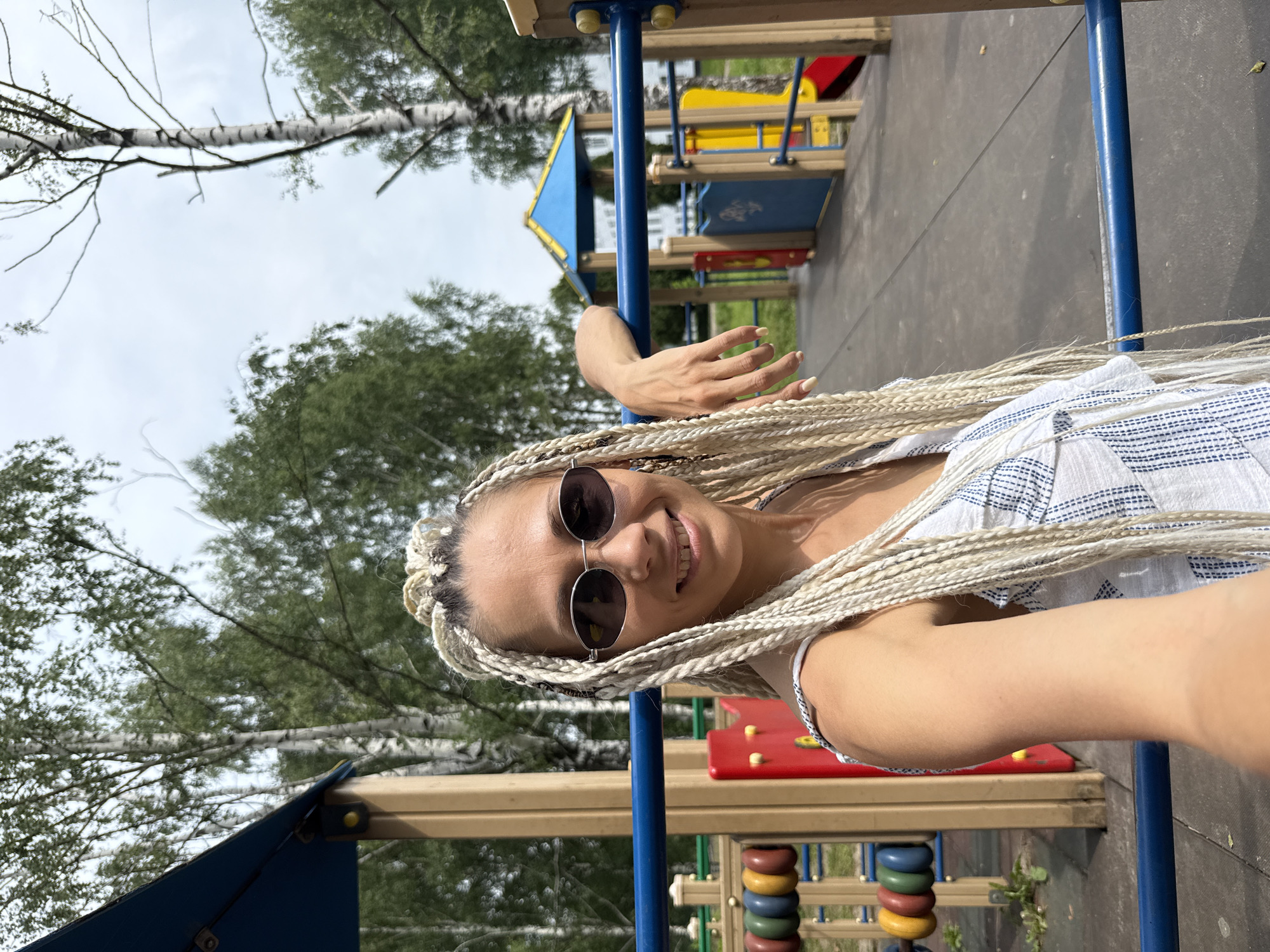 Playground selfies and a sweet shop stop in Rusanovo