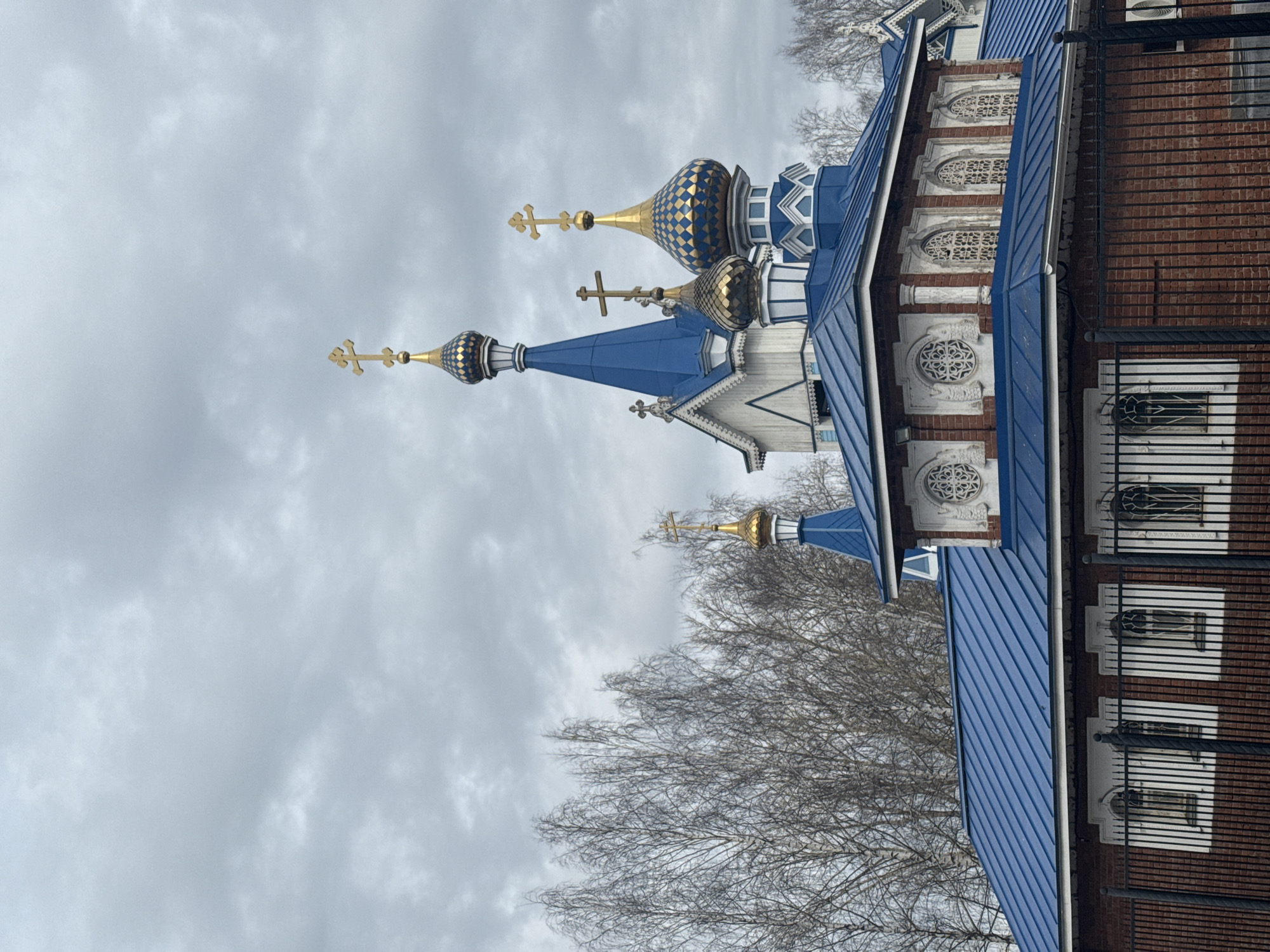 Spring morning scenes documented across Izhevsk, Russia