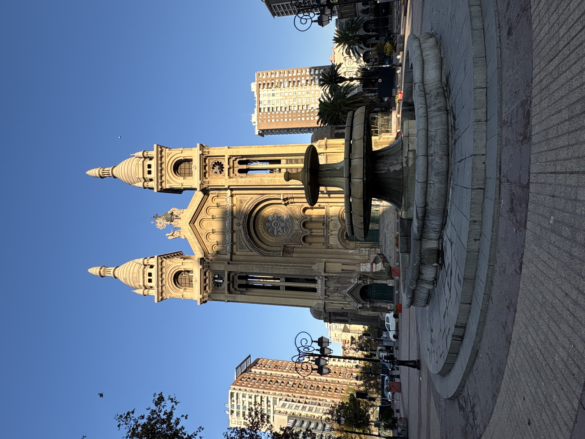 Santiago witness documents churches, murals, metro stations in 6-minute sequence