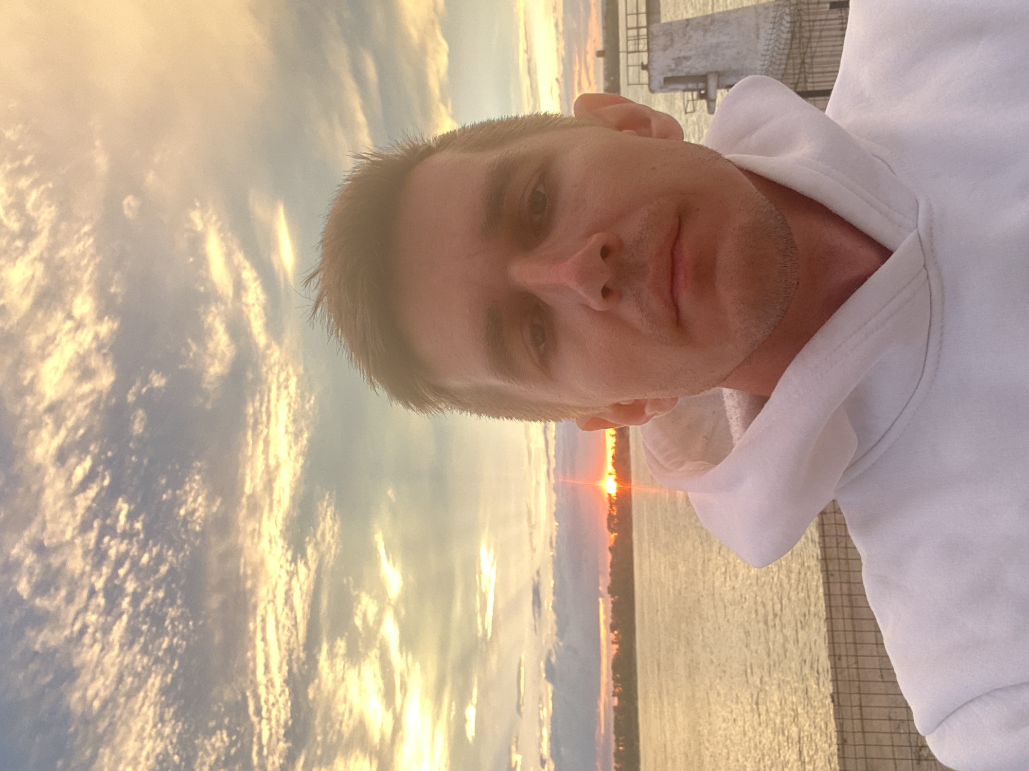 Summer solstice sunset along the Novokuybyshevsk waterfront promenade