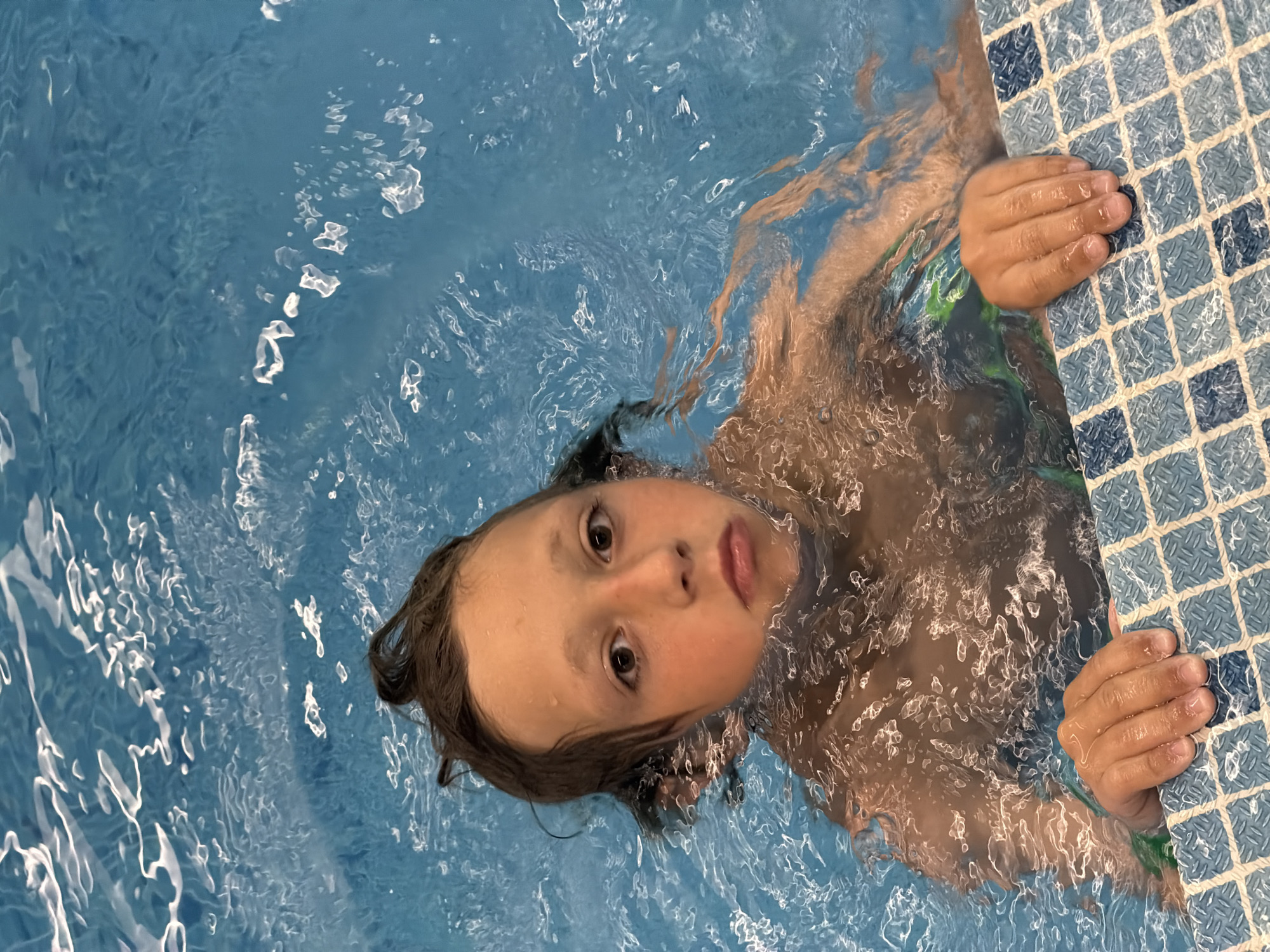 Pool day in Votkinsk, face-to-camera from the water