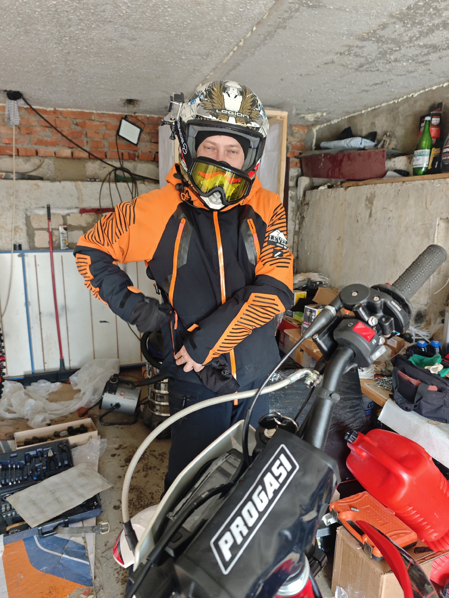 Muddy dirt bike session documented in Russian residential area