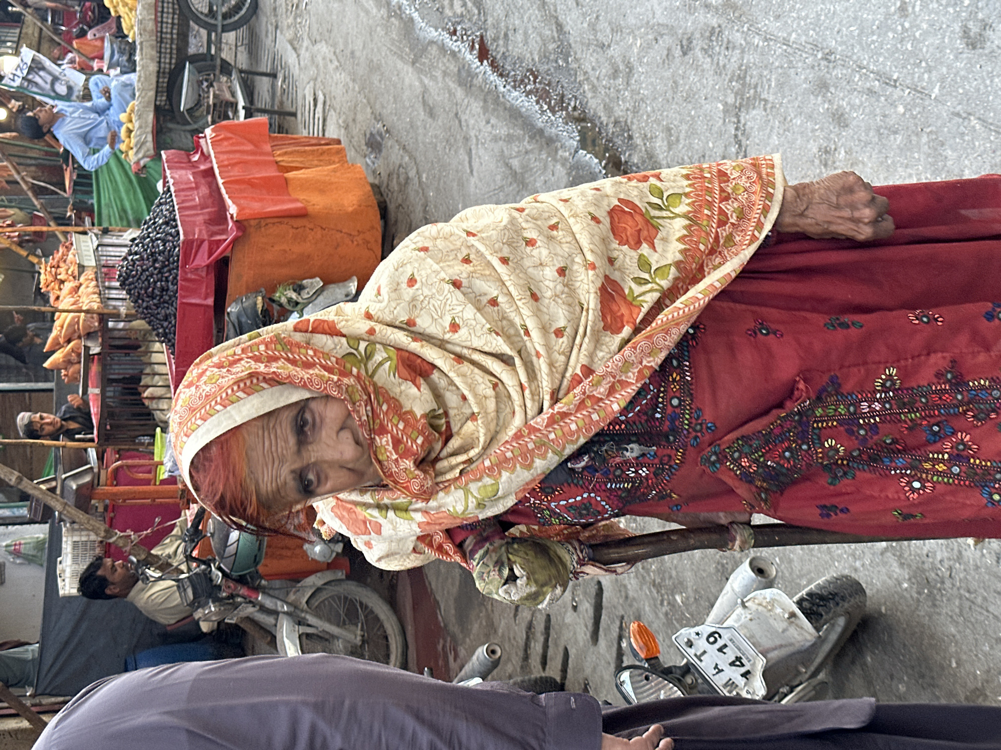 Daily street commerce observed in Quetta marketplace