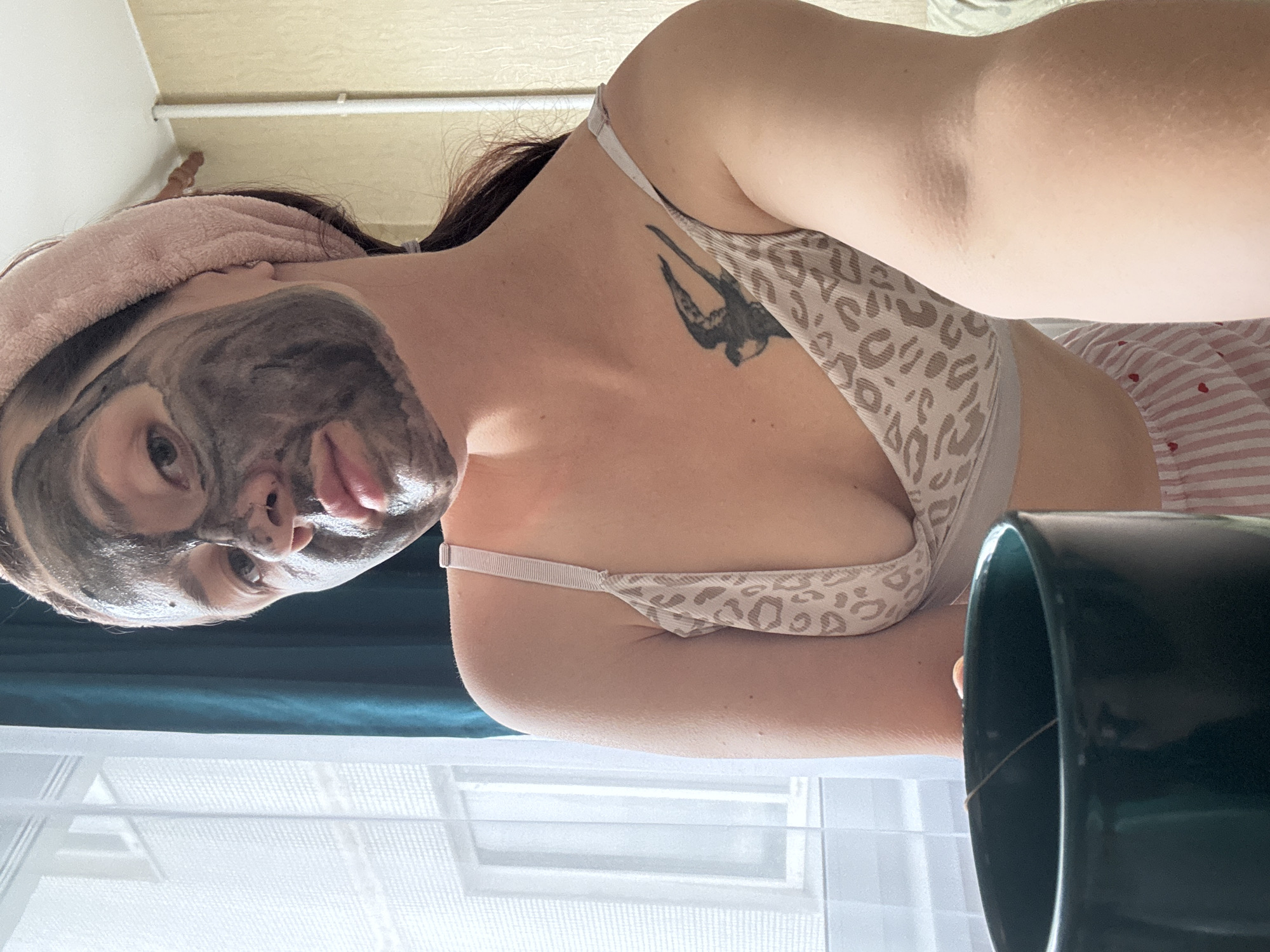 Skincare morning and baby time at home in Naberezhnye Chelny