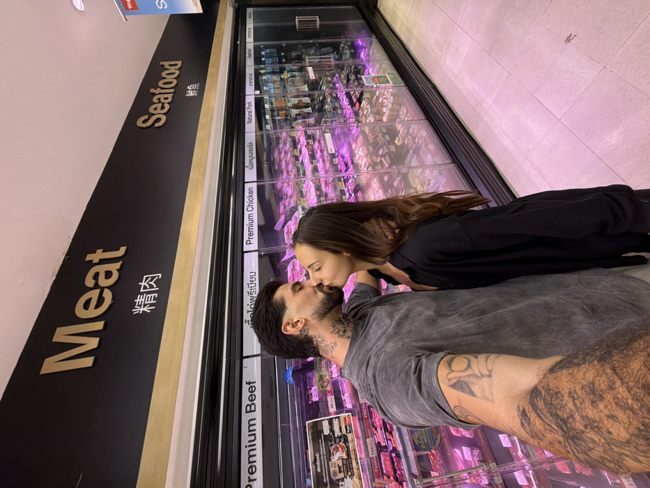Couple's intimate moments documented across Bangkok locations
