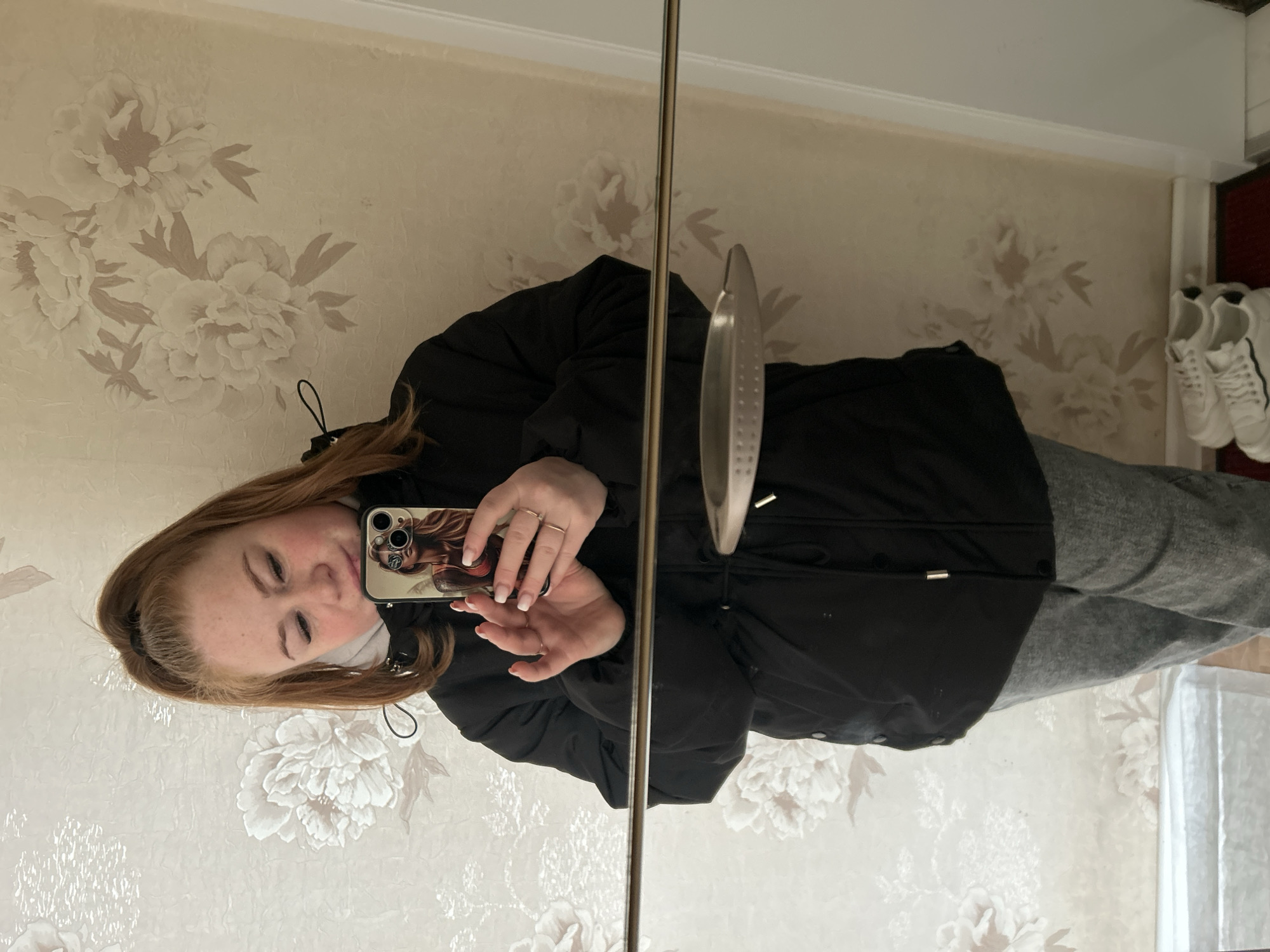 Morning moments captured in Chaikovsky: selfie and snowy streets