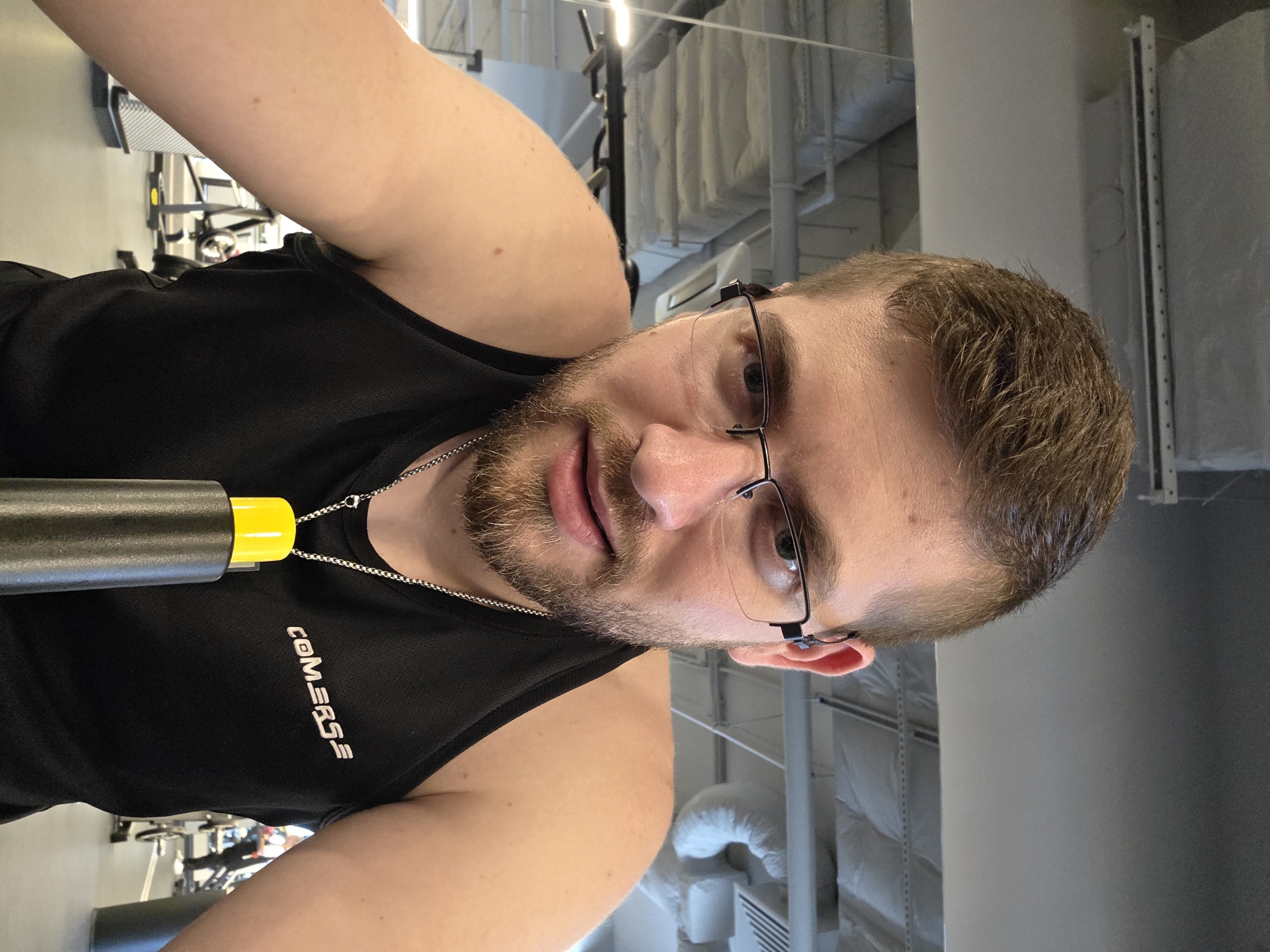 Man documents workout session at Plovdiv gym
