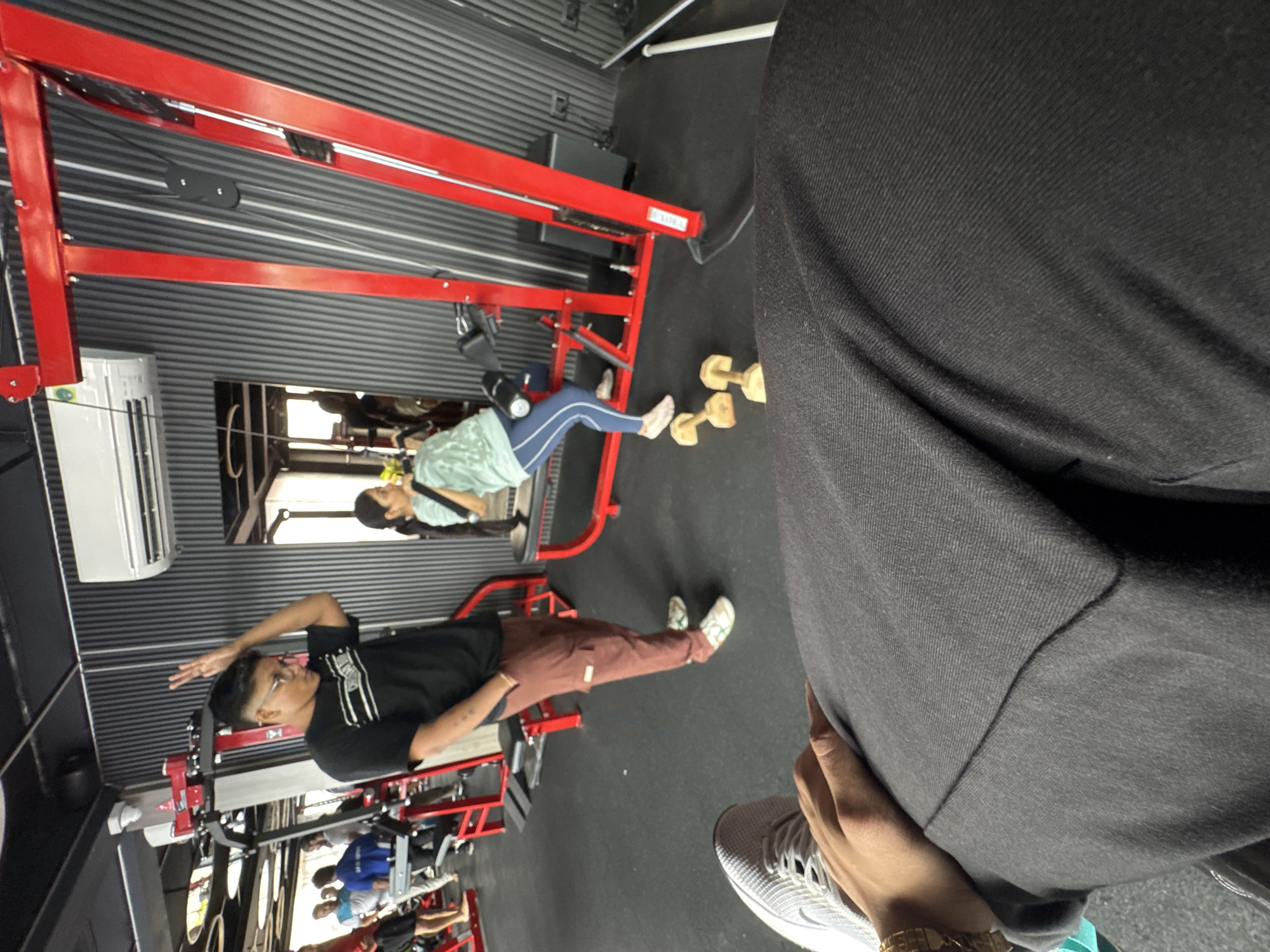Gym session in Kolkata: workouts and mirror selfies