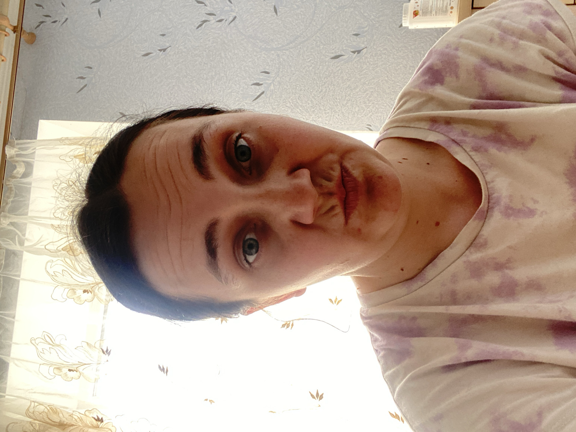 Coffee, selfies, and a slow urban morning