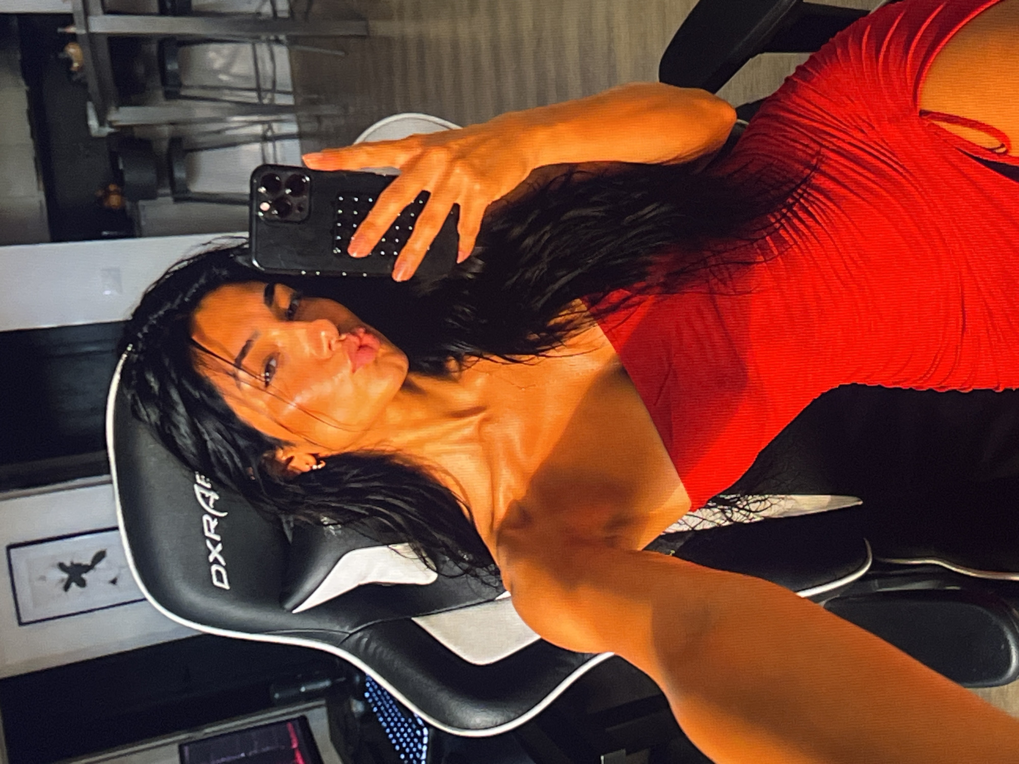 Red dress selfies, two settings, two minutes apart