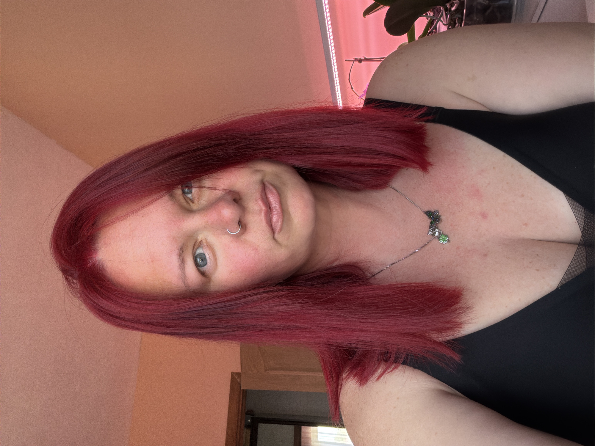 Red-haired person observed in interior room in Chaikovsky, Russia