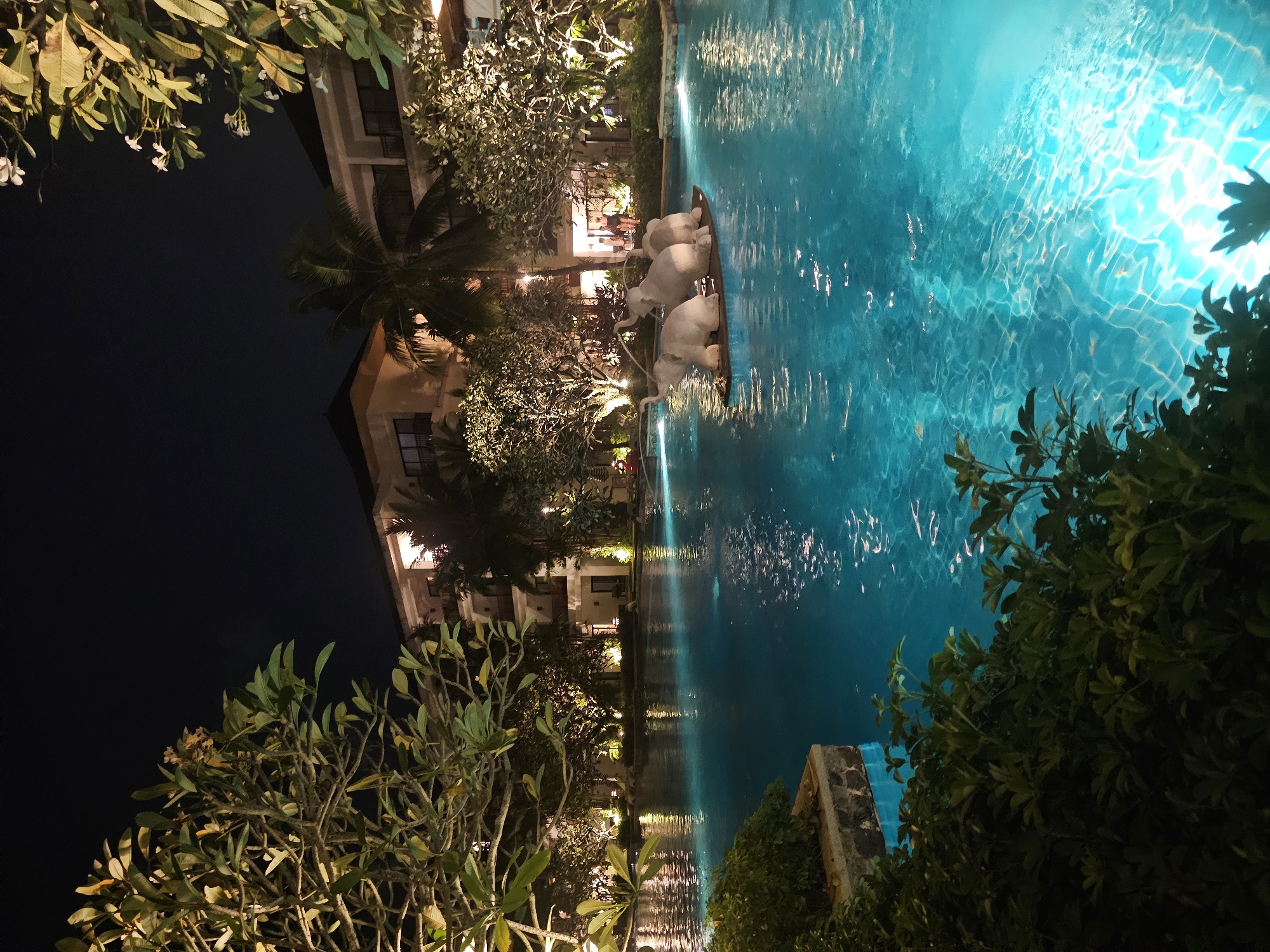 Nighttime walkthrough of a Sakhu resort and beachfront