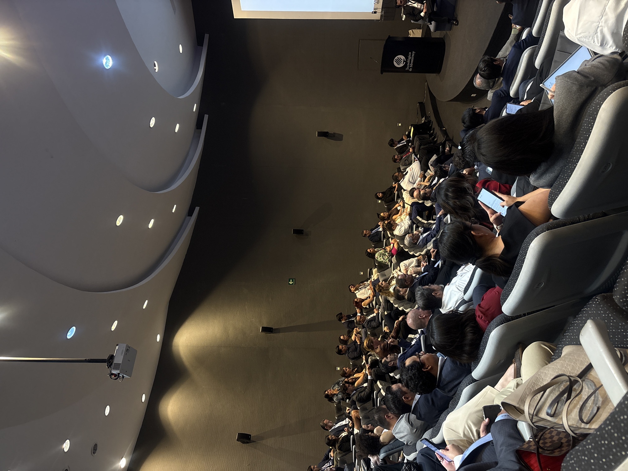 Late-night academic panel discussion held at Tecnológico in Puebla