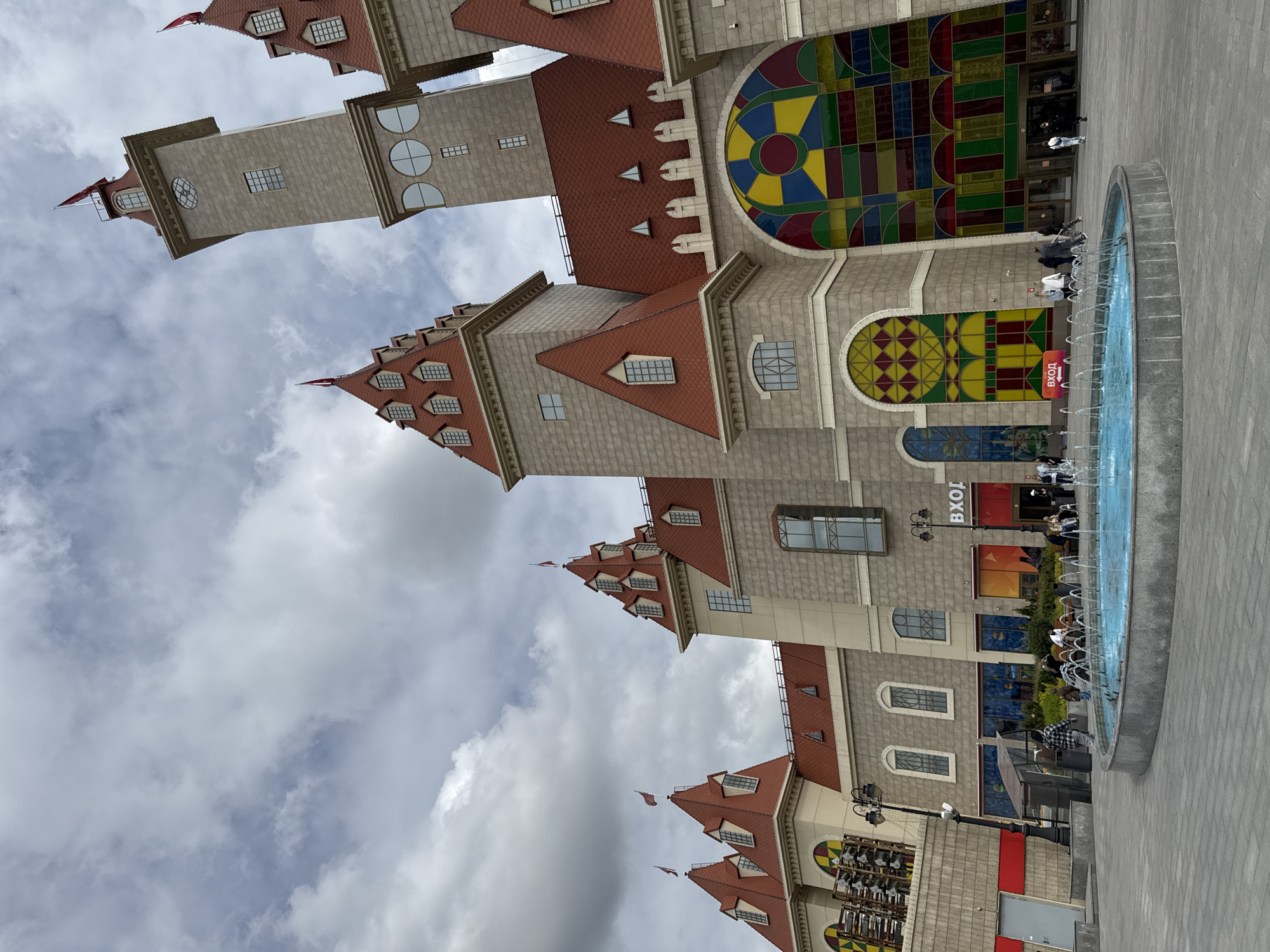 Visitors gather at fairytale castle complex in Moscow