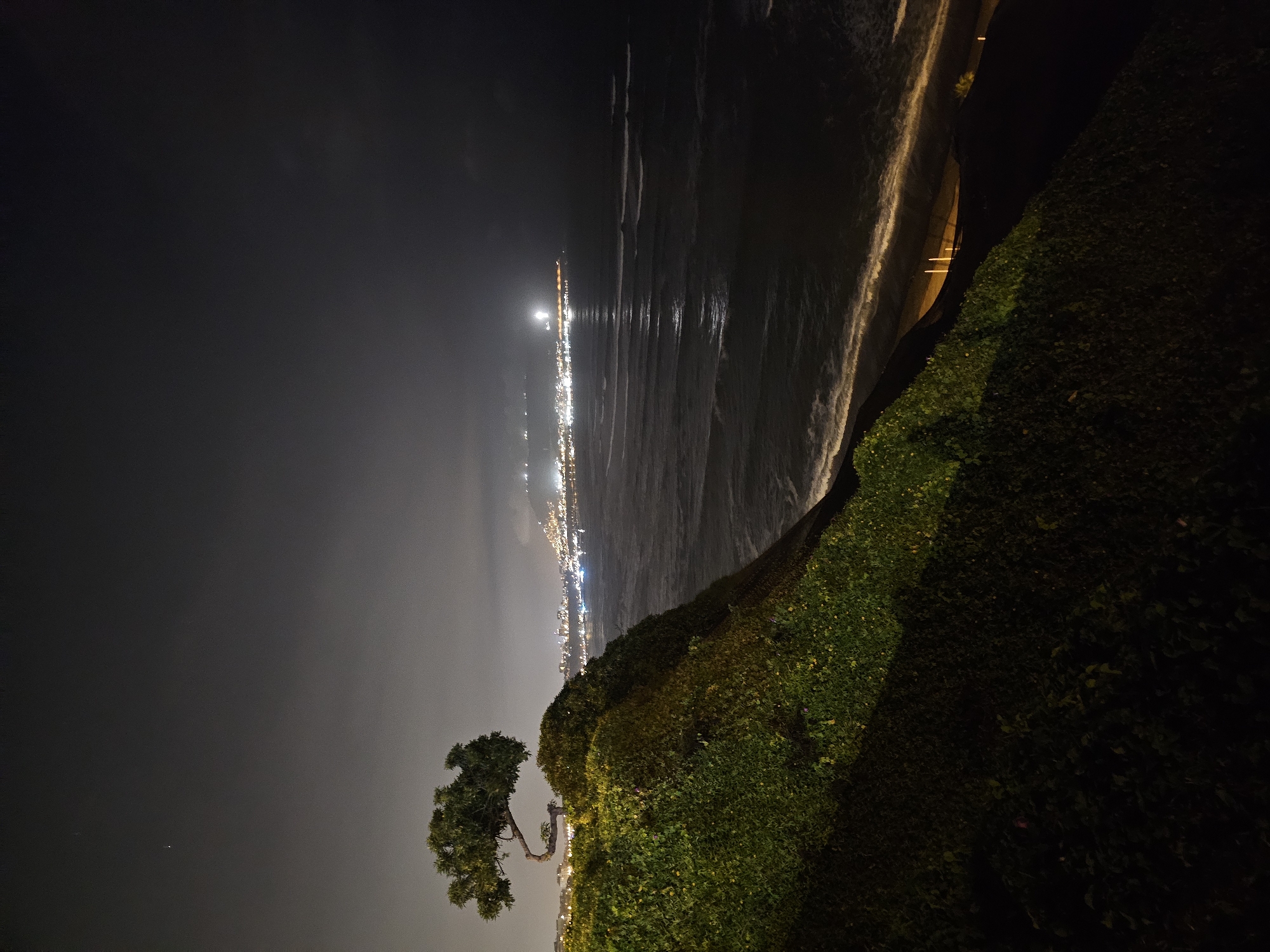 Late-night street scenes documented across coastal Miraflores district