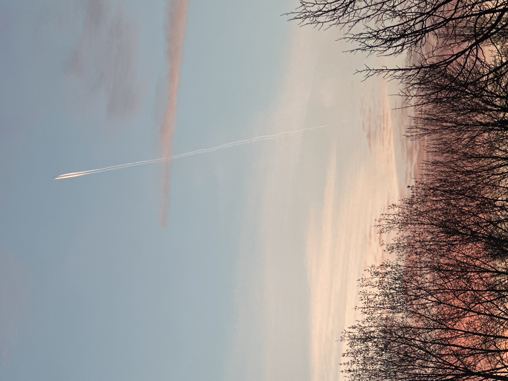Evening moments captured across Tunbridge Wells area