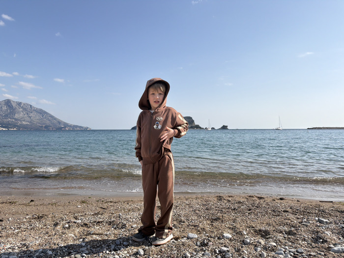 Woman documents four-hour visit to Budva, Montenegro beaches and town
