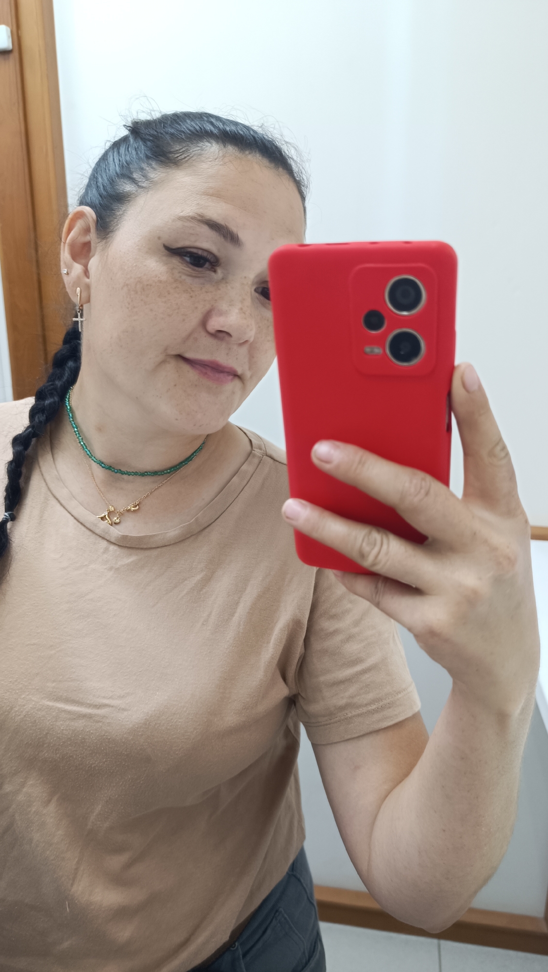 Quick selfie series in and around a car, Chaikovsky