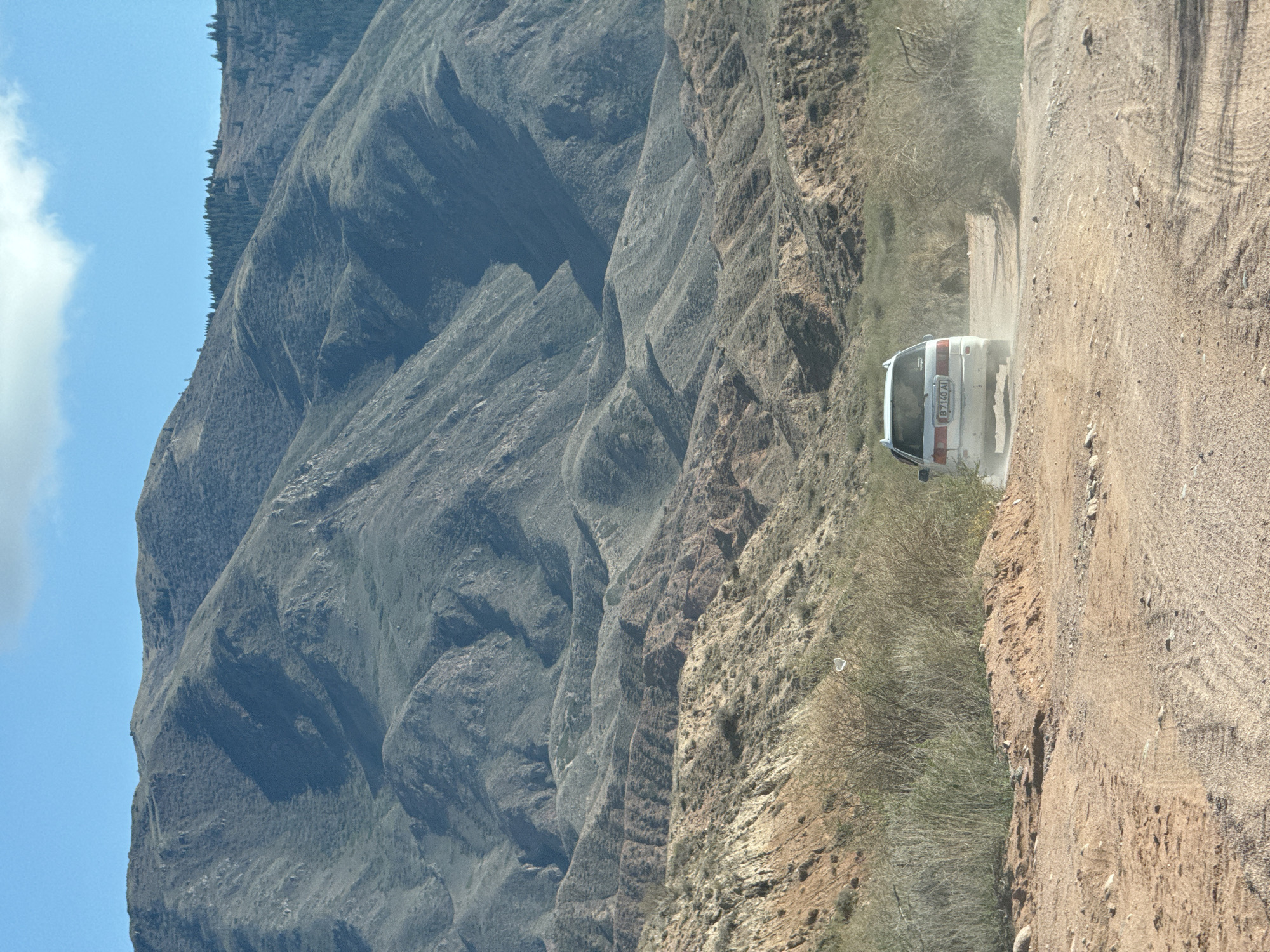 Clear skies observed over mountainous terrain near Tosor, Kyrgyzstan