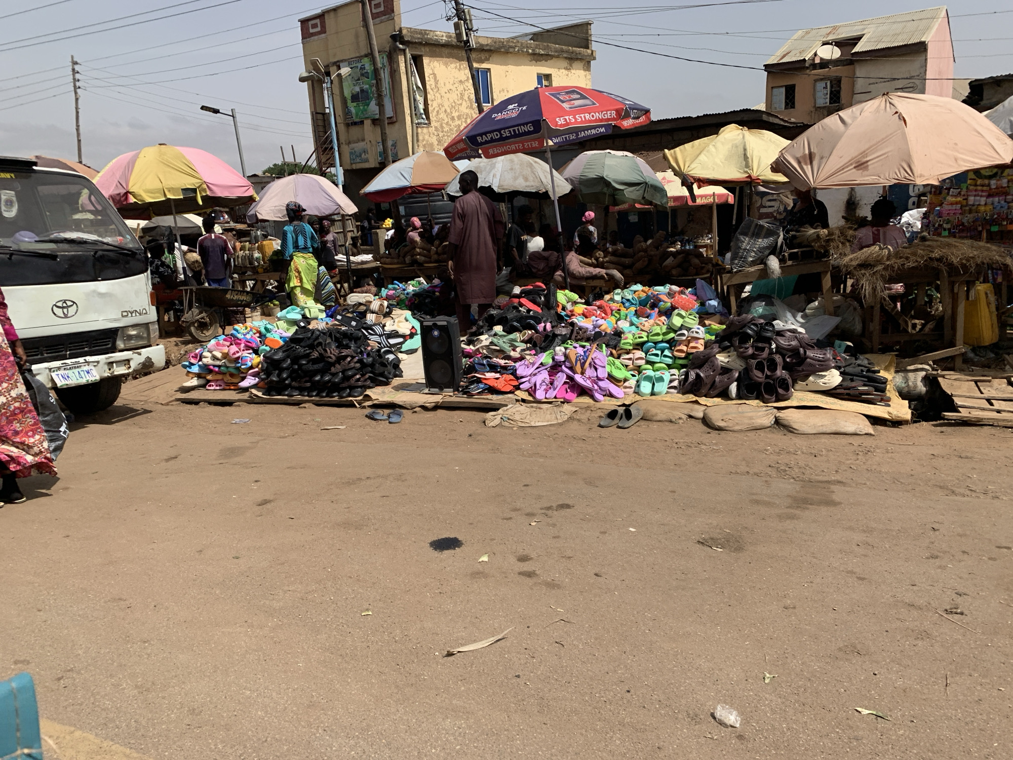 Morning scenes captured in Rafin Par market and surroundings