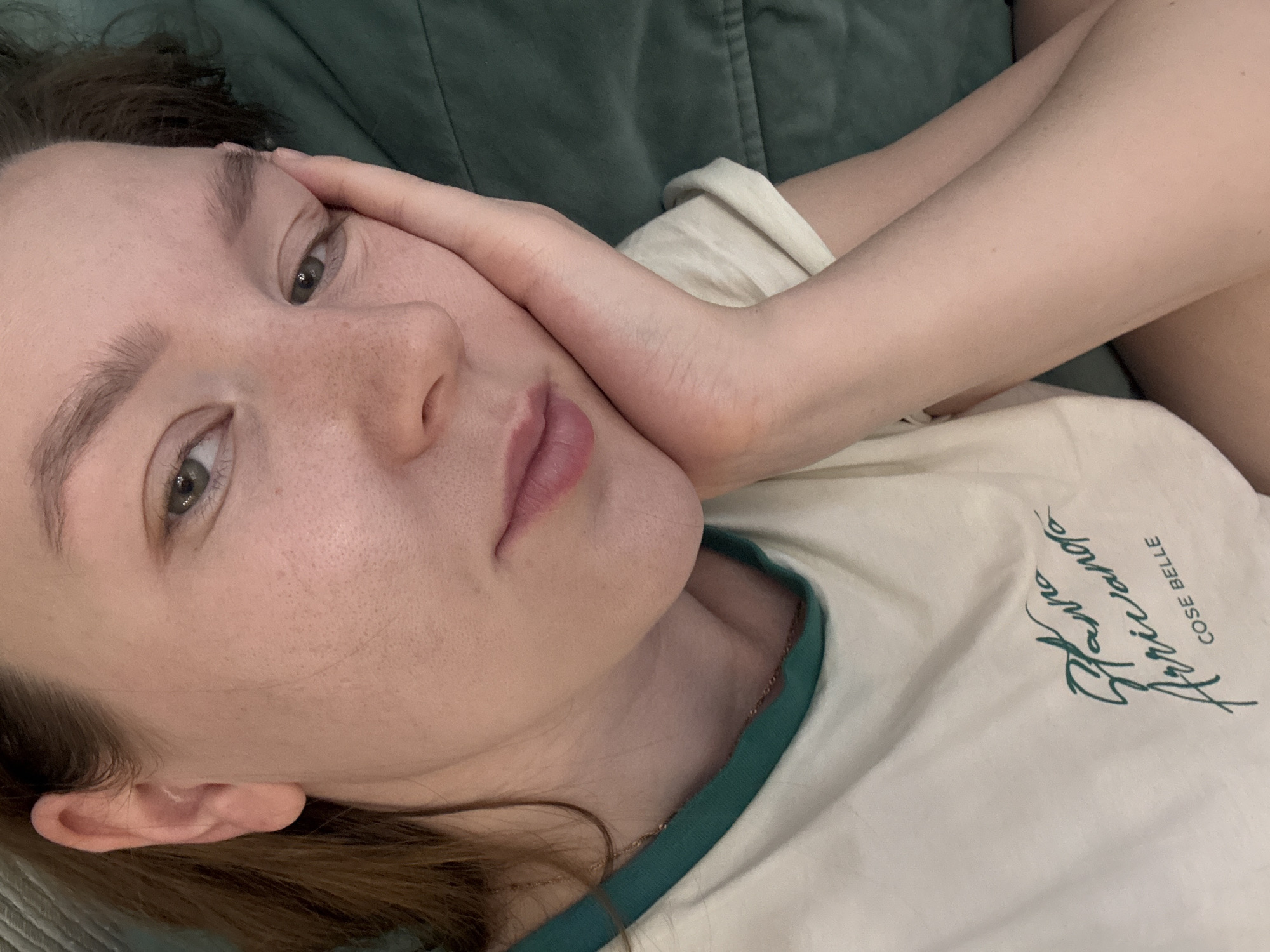 Early Morning Domestic Moments Captured in Izhevsk Home