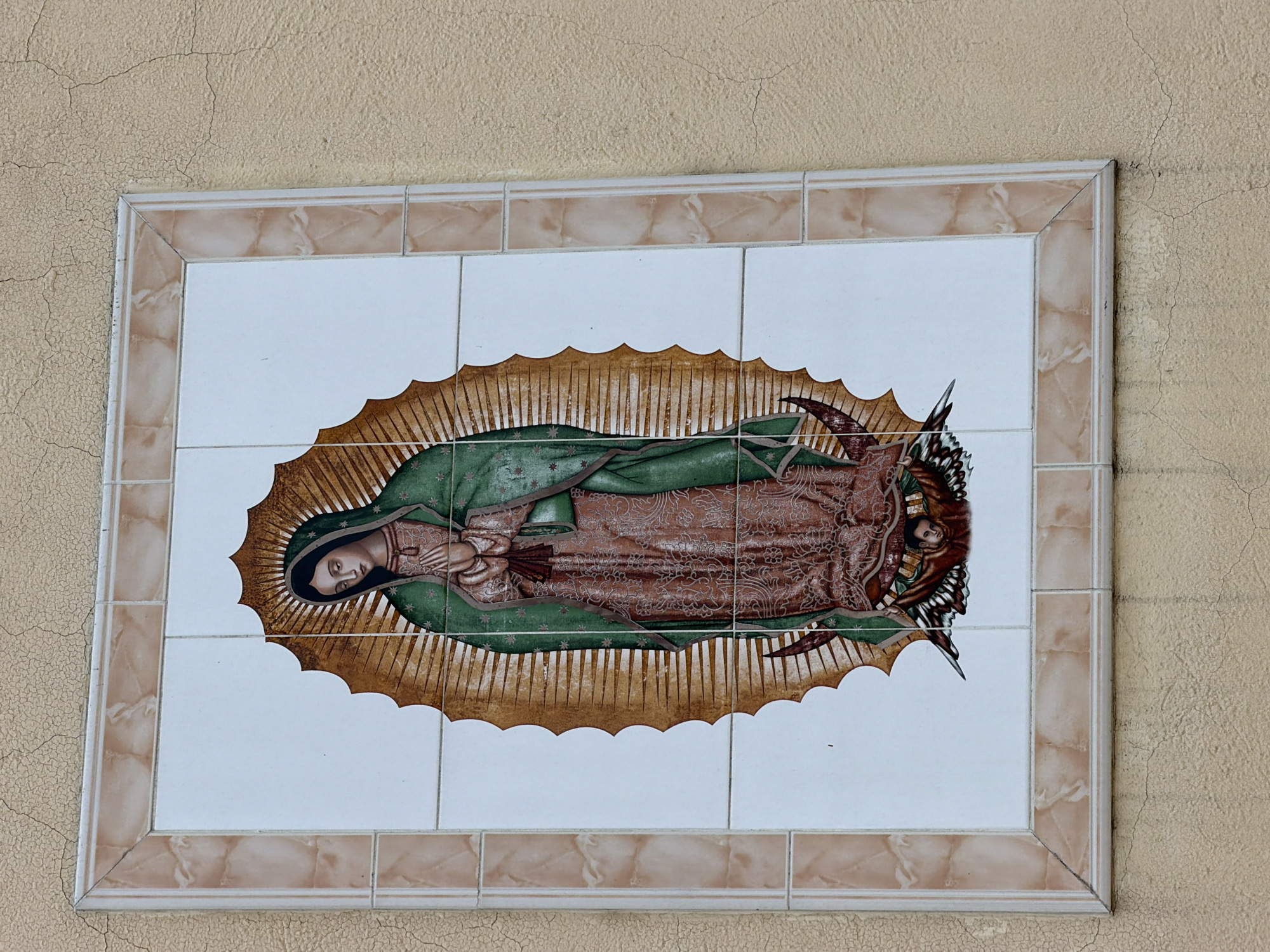 Cuautla residents document religious art and urban infrastructure views