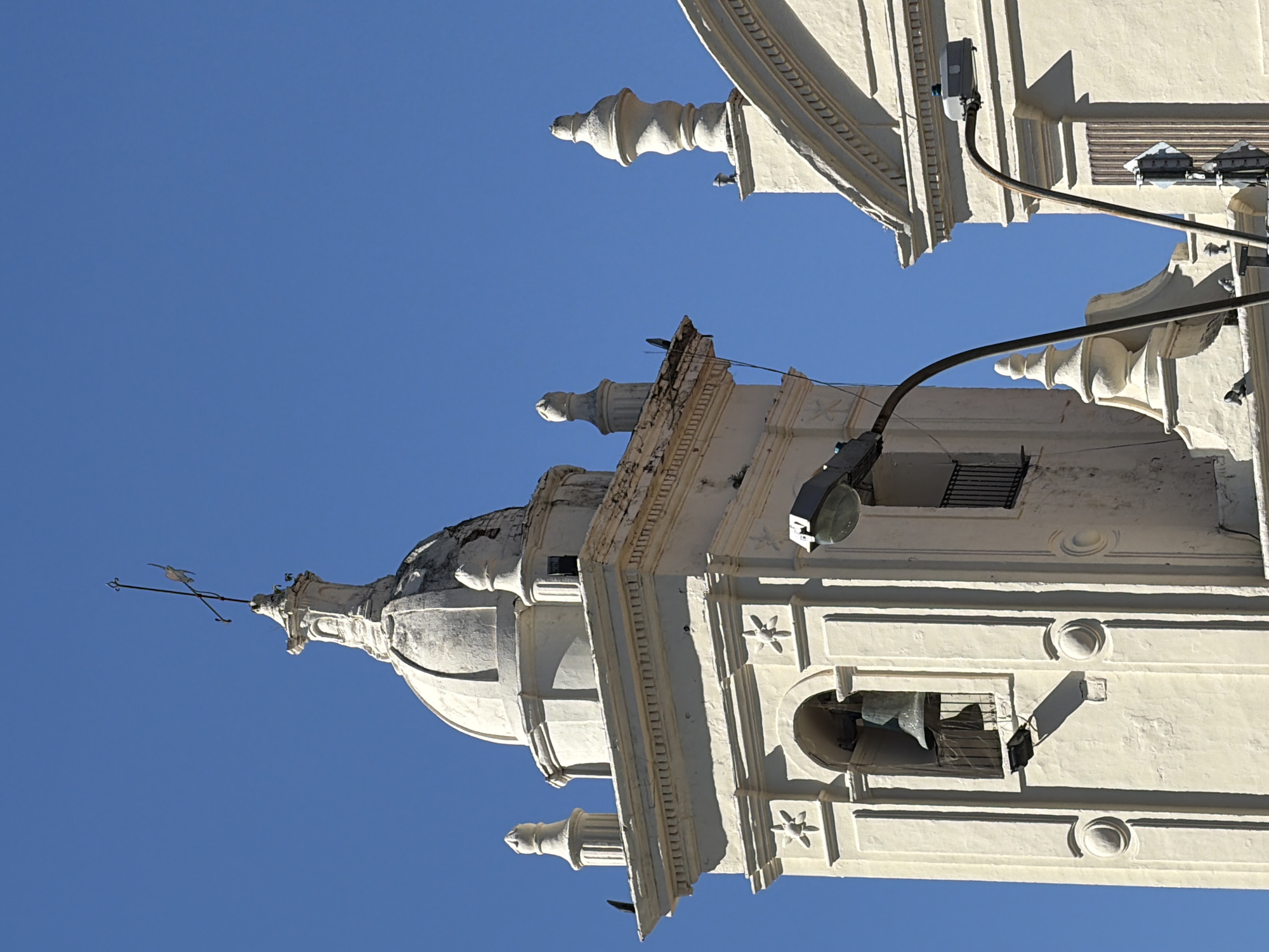 Asunción's Metropolitan Cathedral on a clear afternoon
