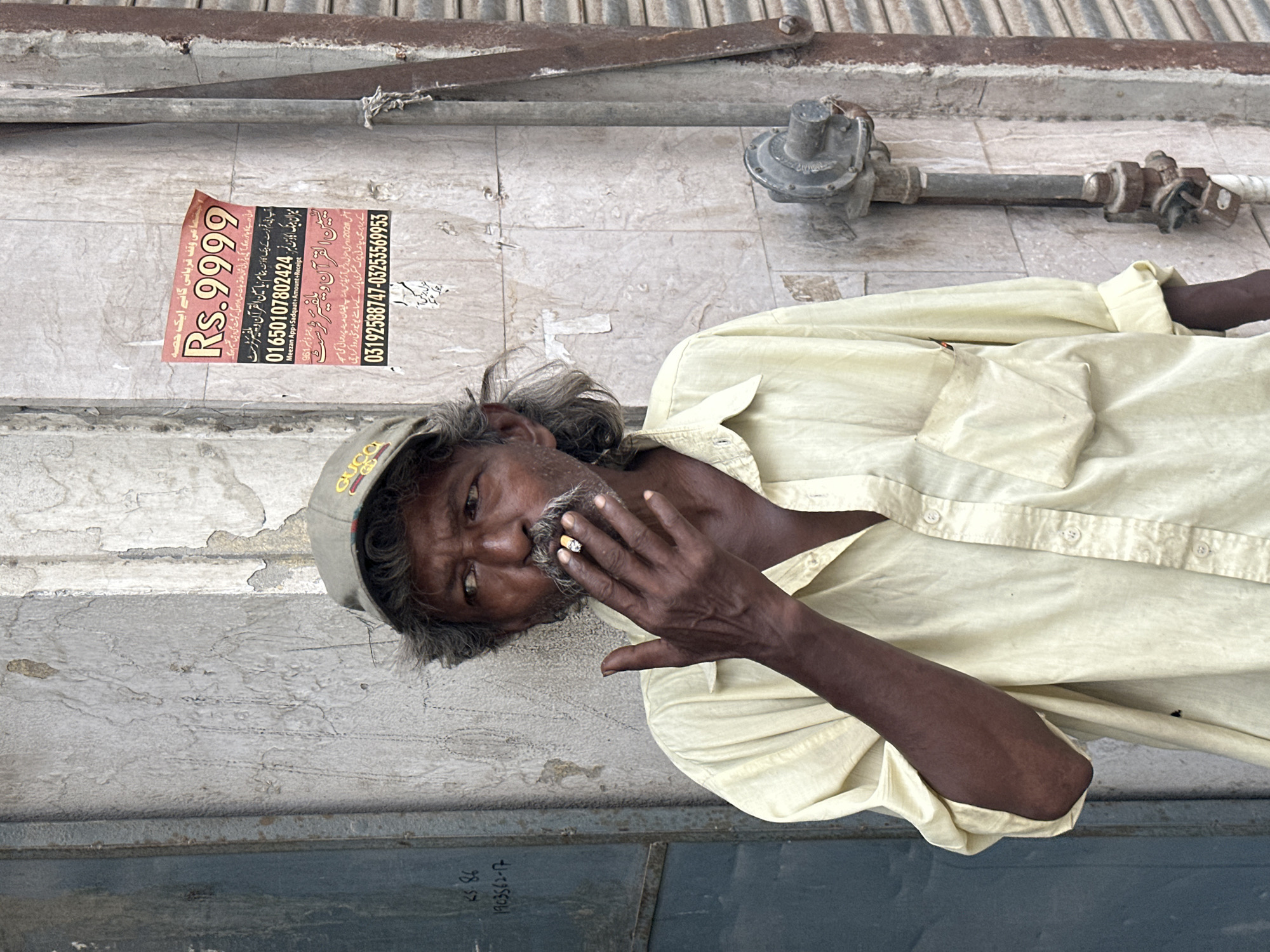 Two candid street moments from Karachi, seconds apart