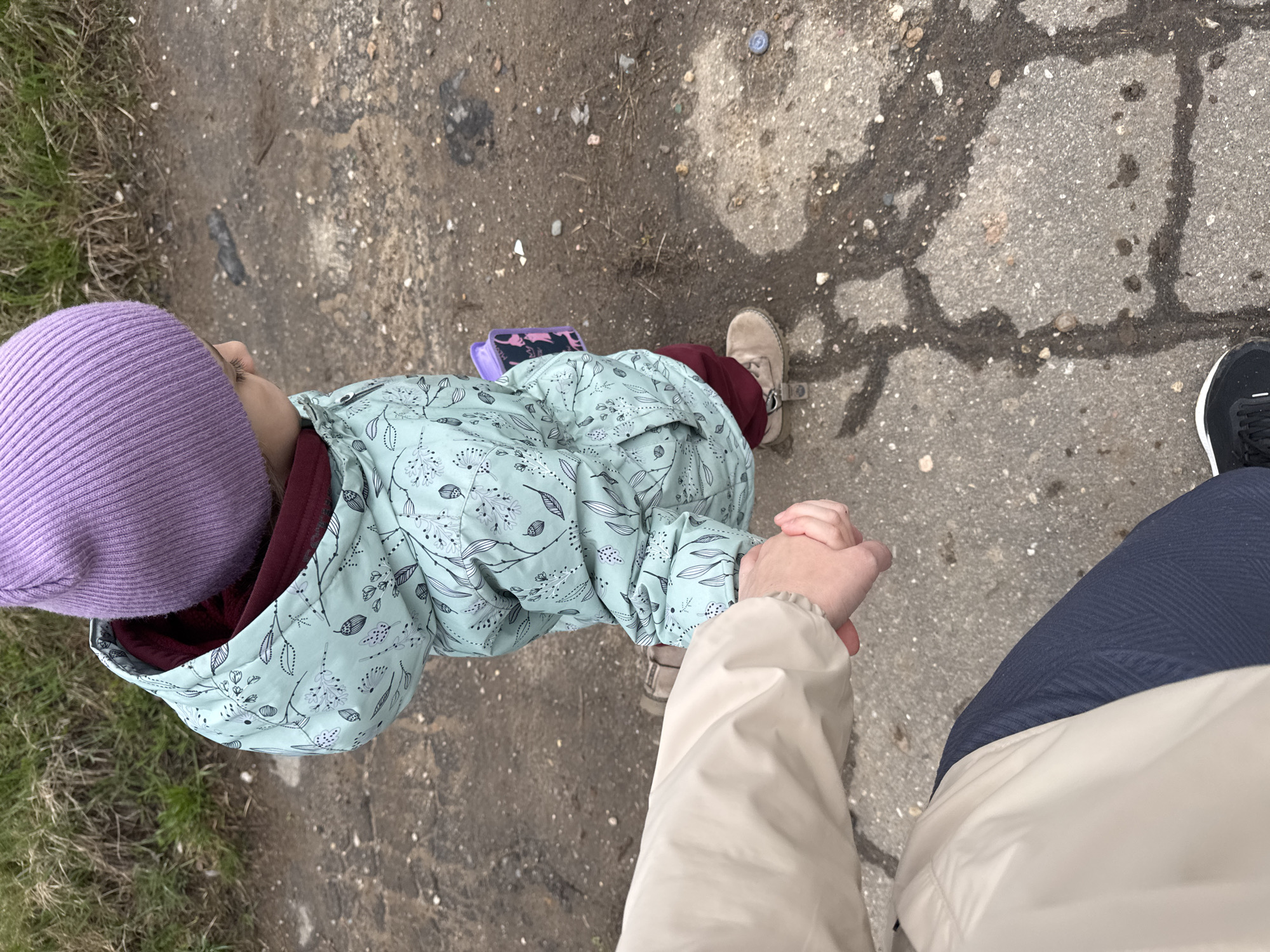 Family outdoor moments captured in Shevlyakovo, Russia afternoon