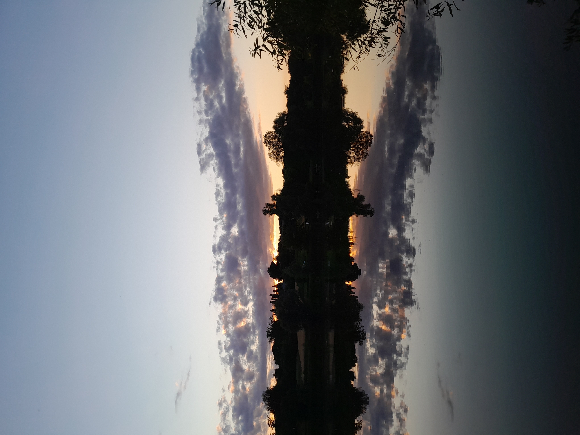 Lakeside twilight scenes and selfies at golden hour