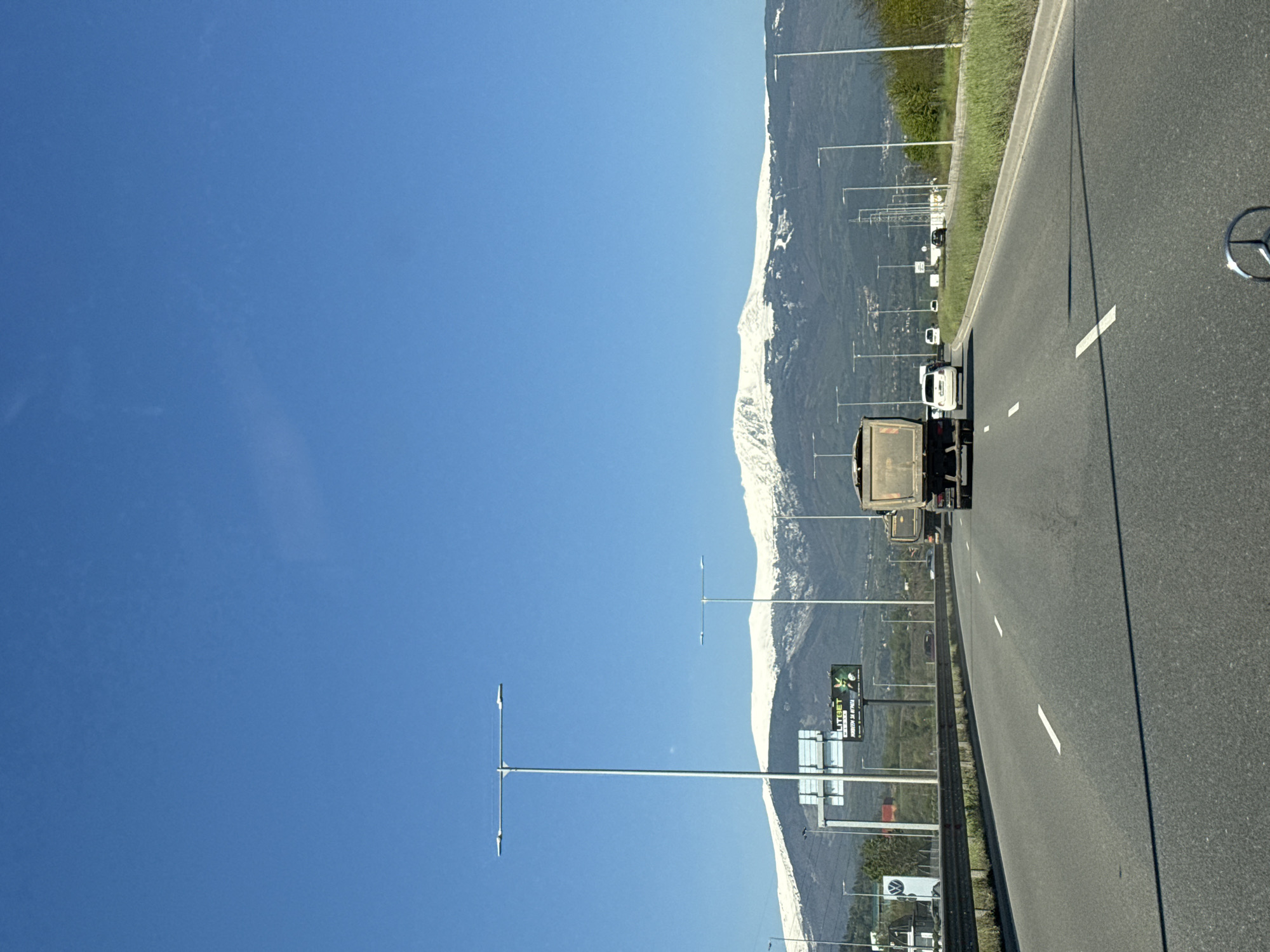 Morning highway traffic documented near German, Bulgaria