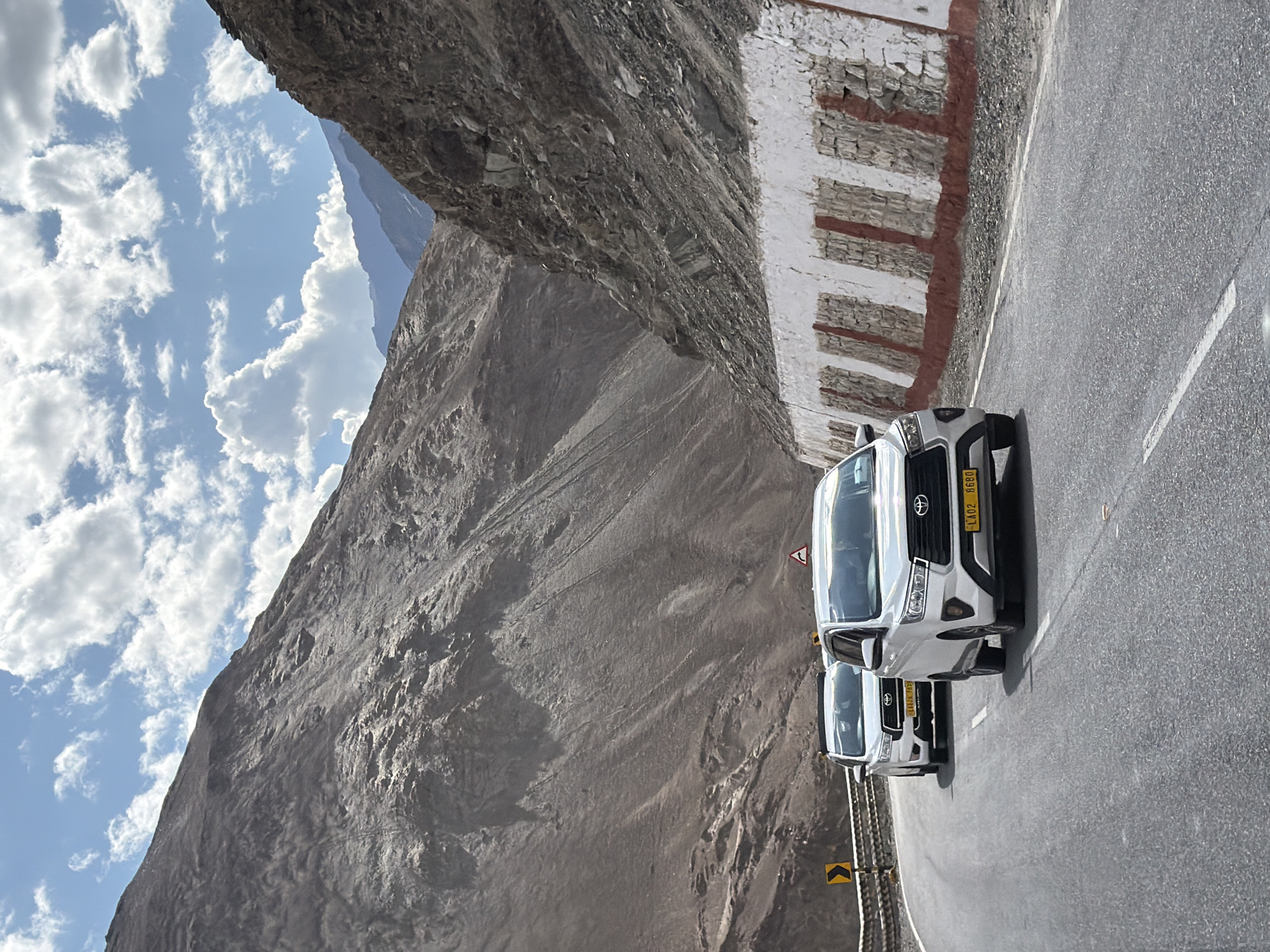 Mountain road drive through Chumkar's winding Himalayan terrain