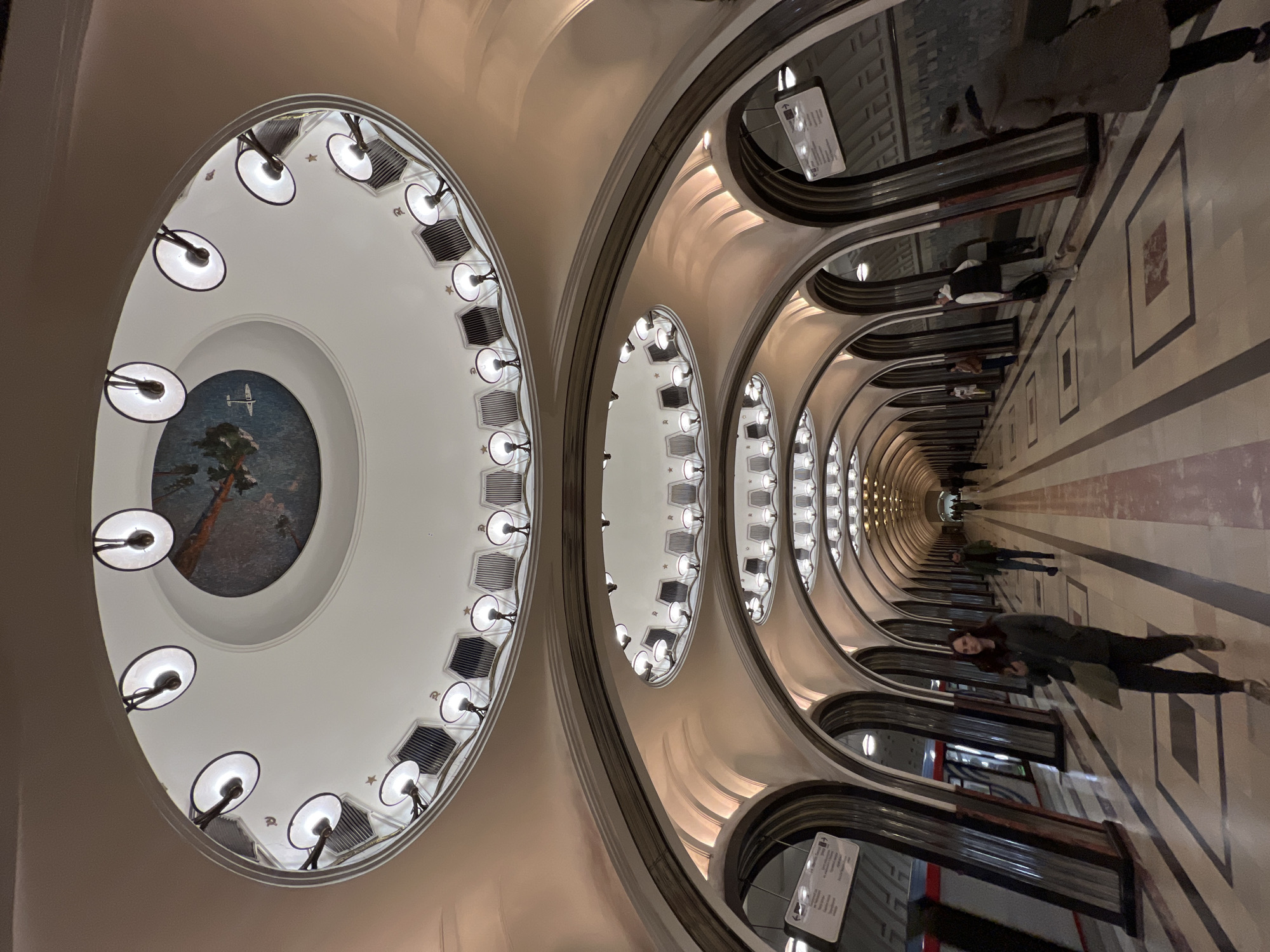 Moscow daily life documented across metro and streets