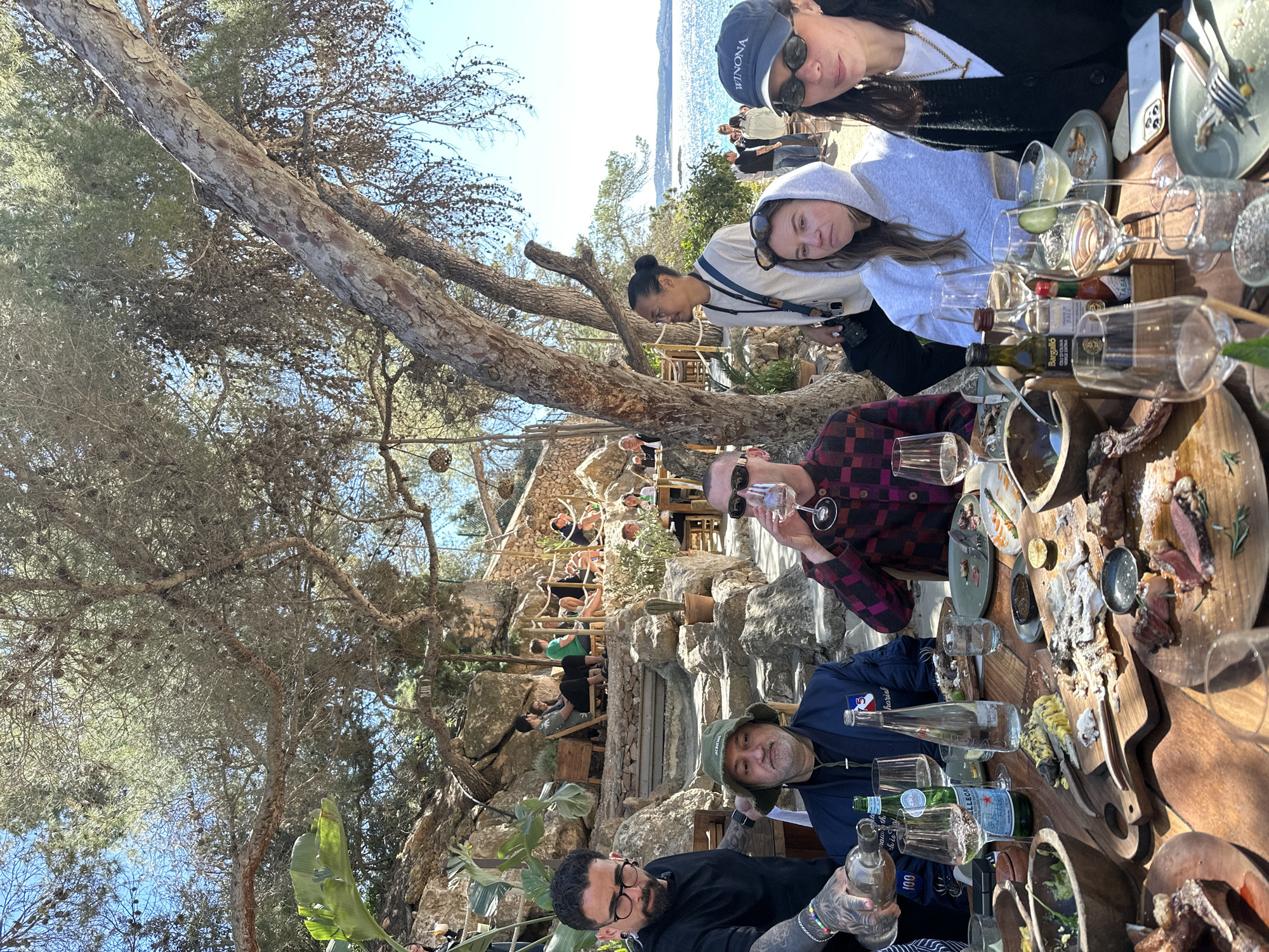 Group enjoys outdoor Mediterranean feast in Sant Antoni de Portmany