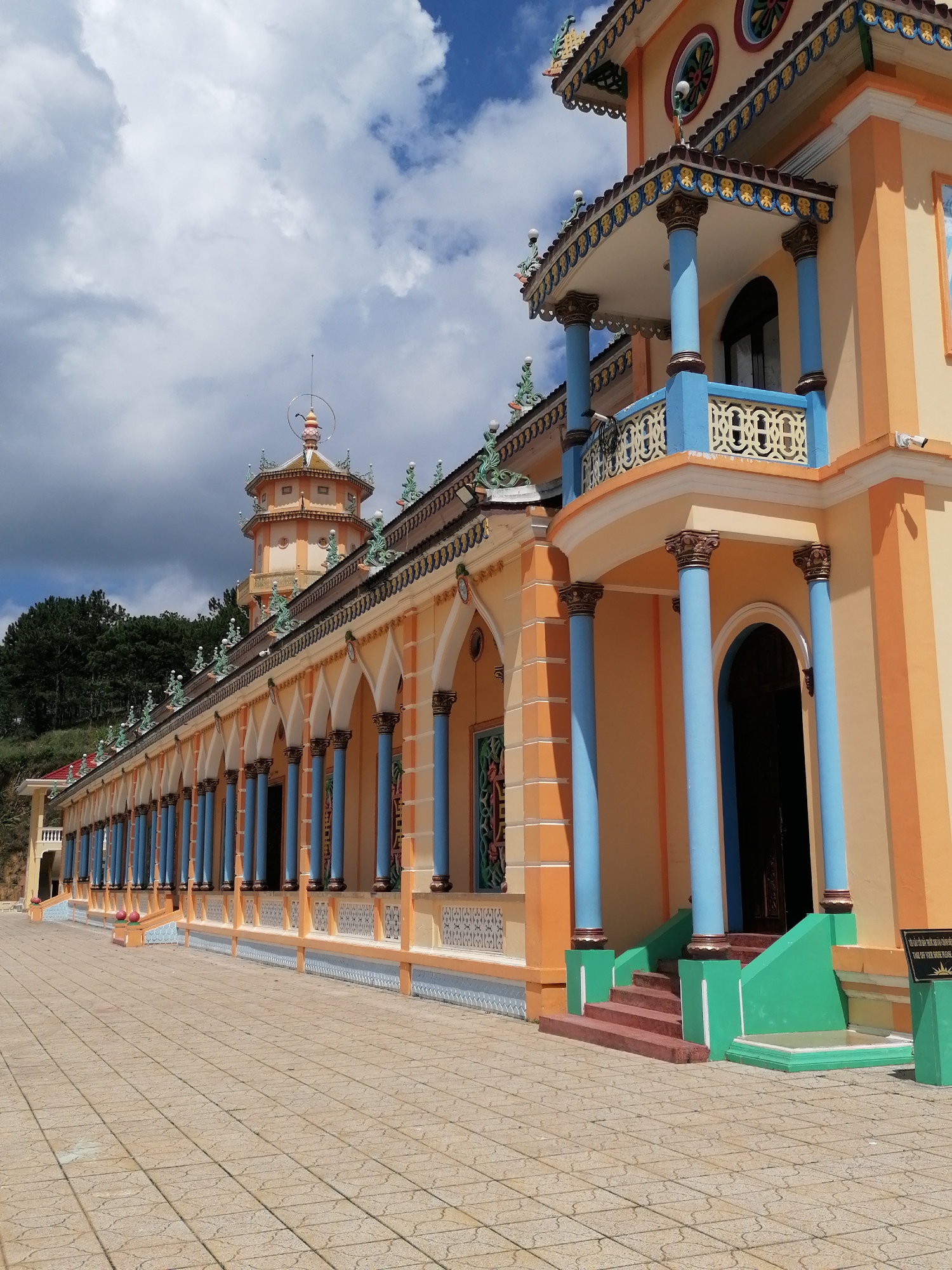 Morning tour of a Vietnamese Buddhist temple and its surroundings