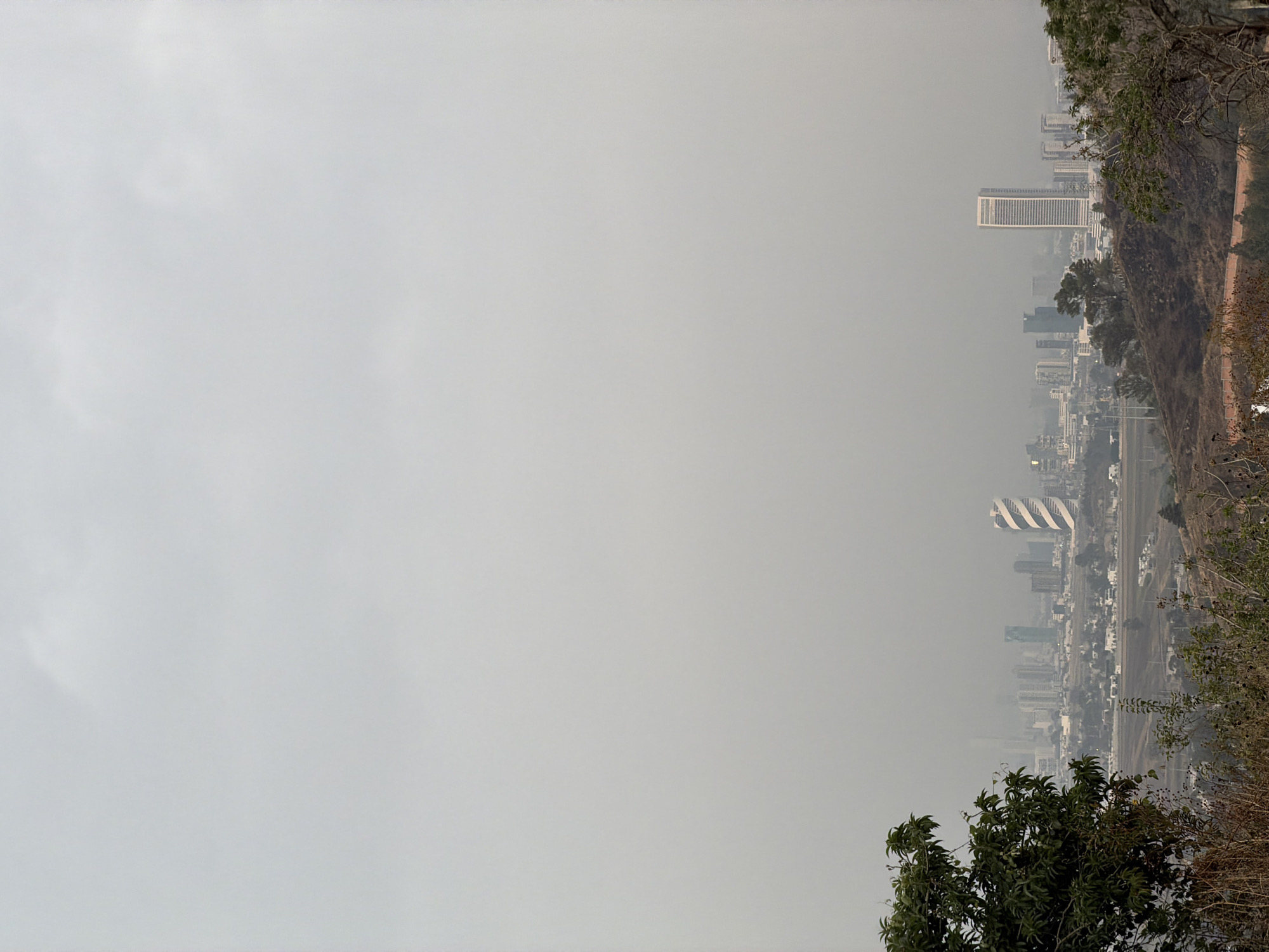 Heavy smog blankets Santa Clara Ocoyucan cityscape overnight
