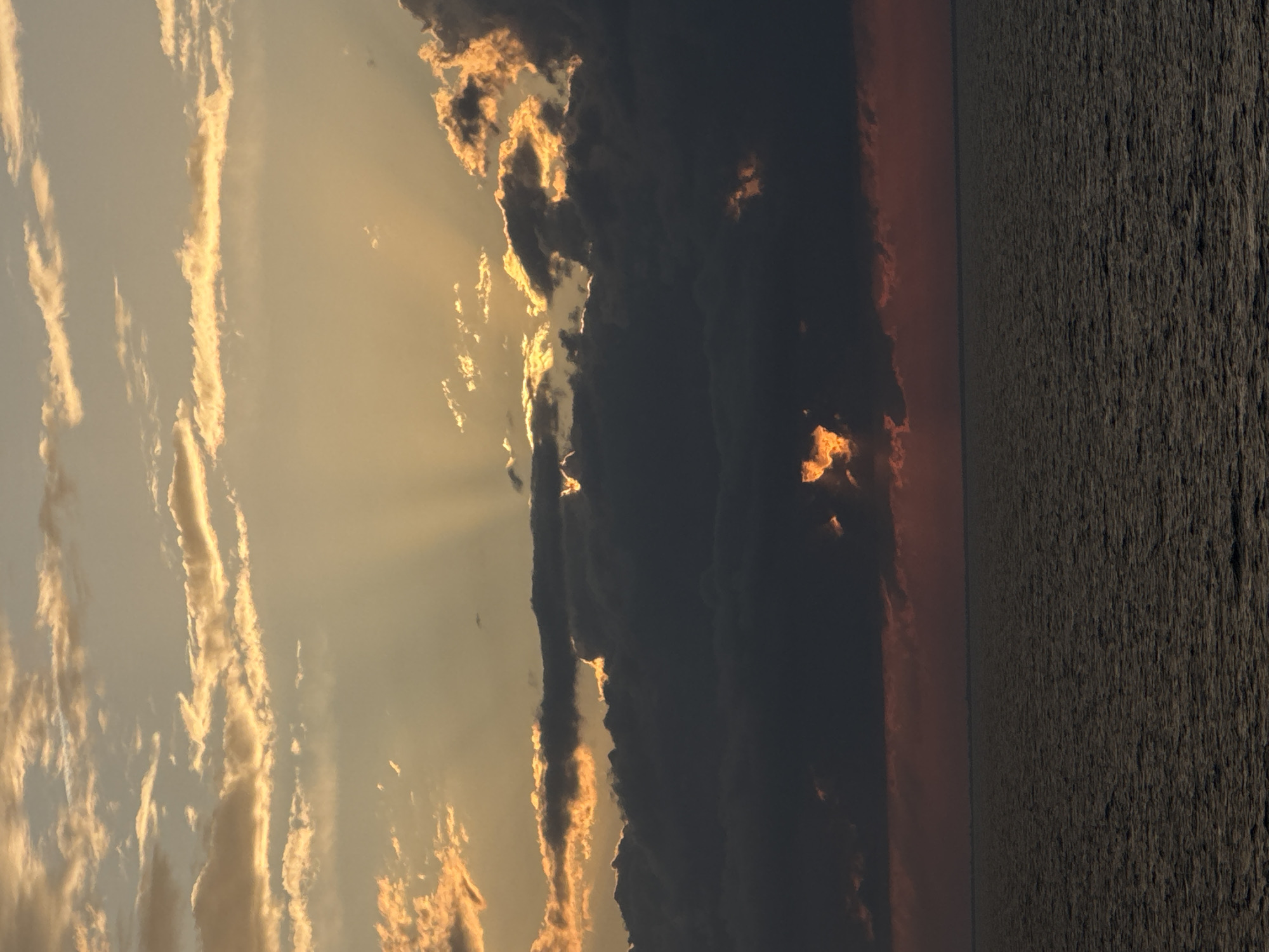Twilight seascape captured by witness in Italy