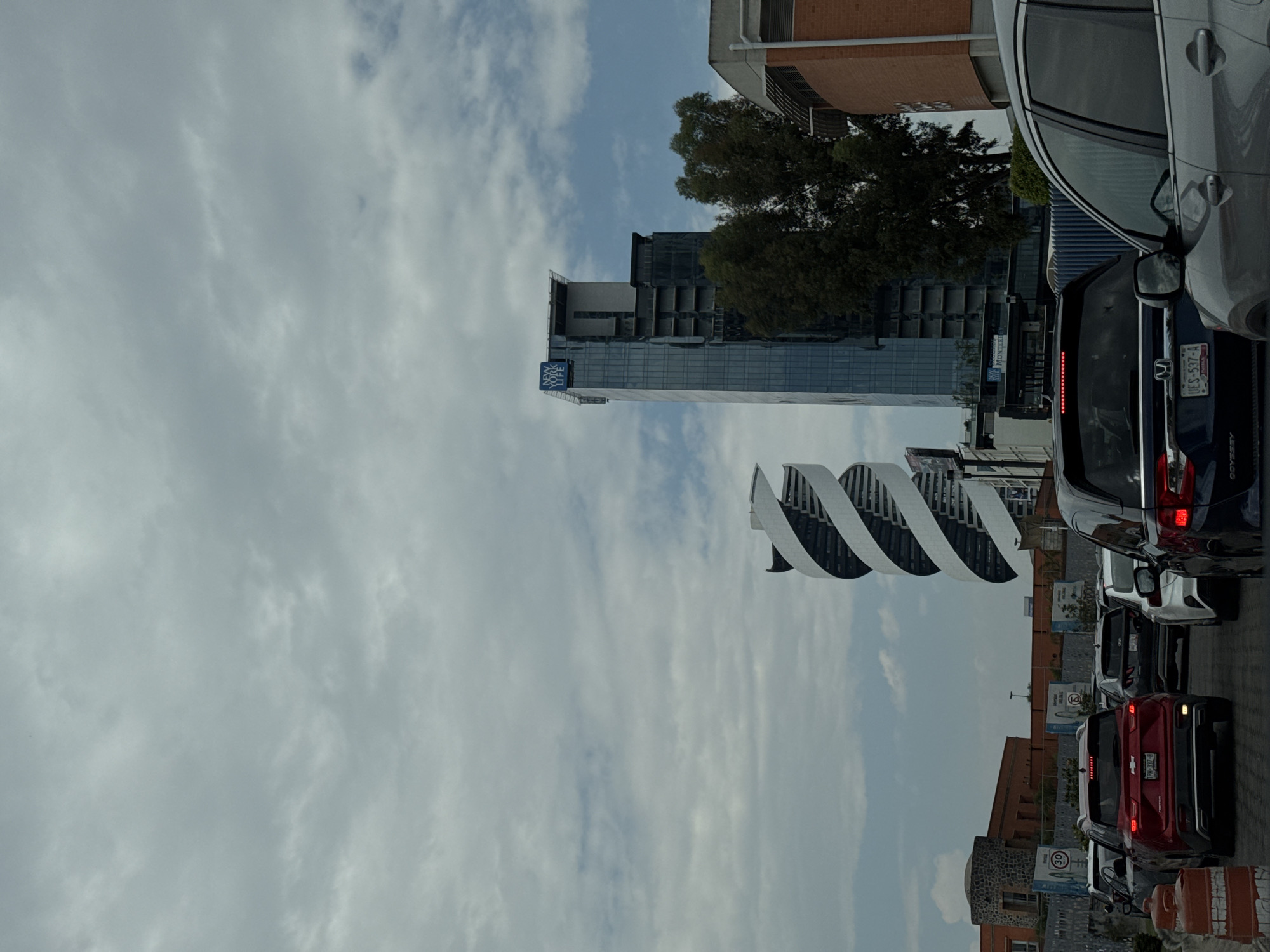 Traffic backup observed in San Bernardino Tlaxcalancingo, Mexico