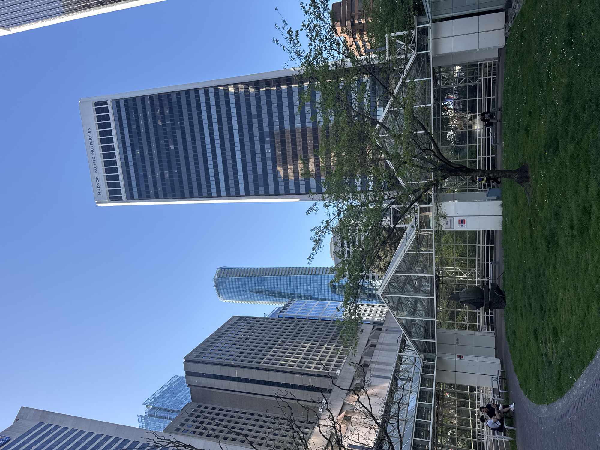 Clear skies over Vancouver's modern architecture and green spaces