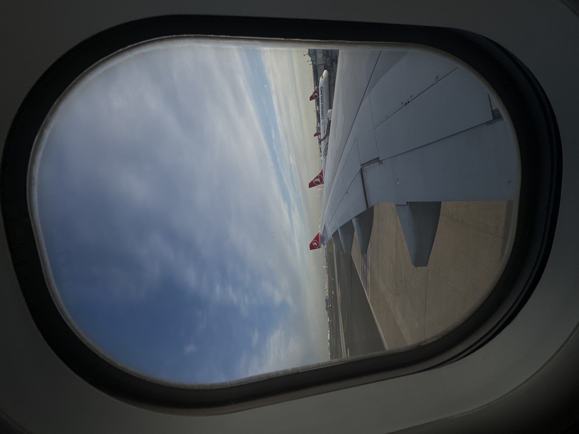 Passenger captures view of Turkish Airlines aircraft at Istanbul Airport