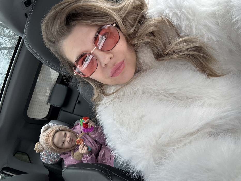 Daily life moments captured across Chaikovsky, Russia Sunday morning
