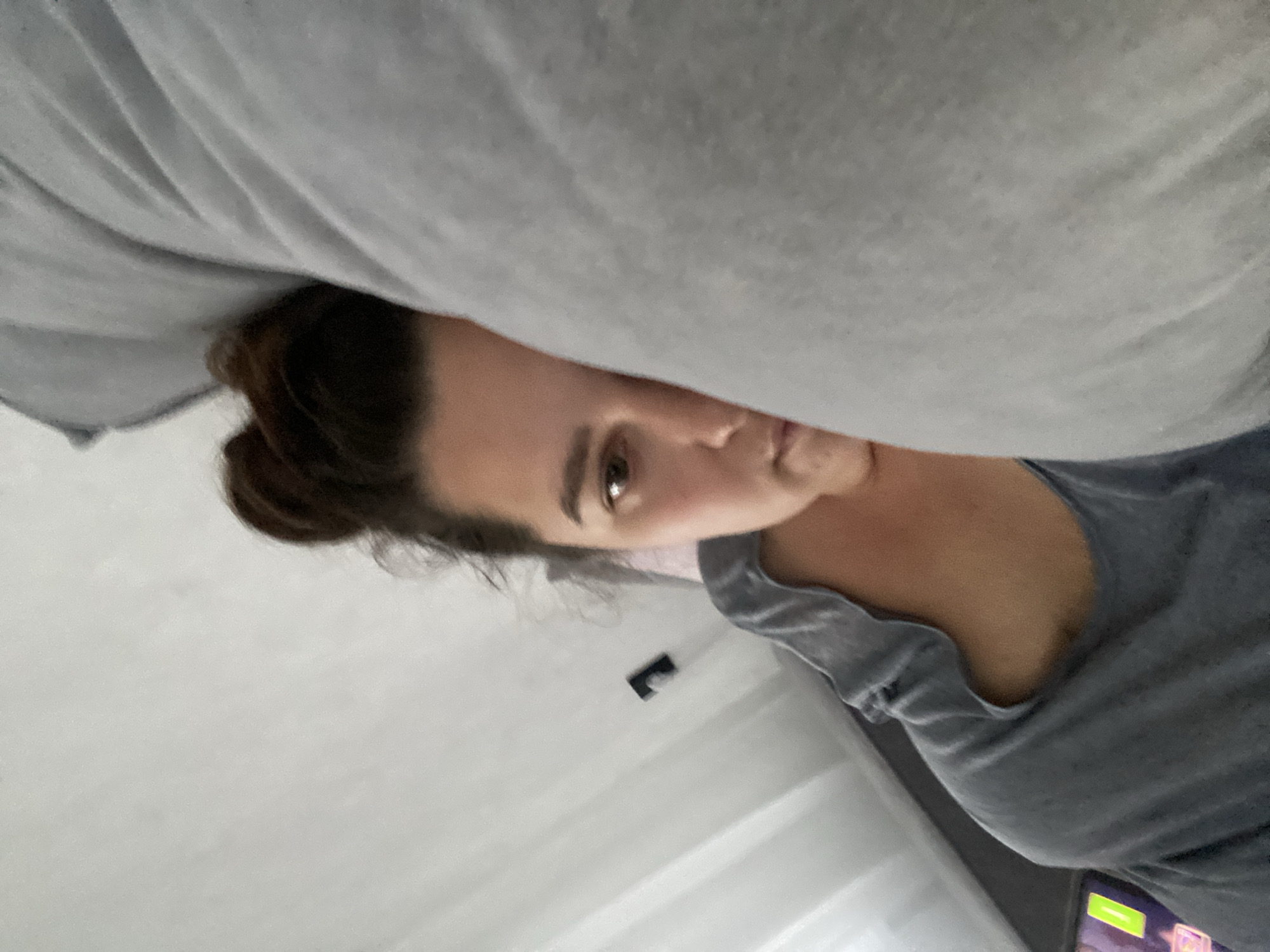 Lazy afternoon in Perm: a selfie, a nap, and a cat